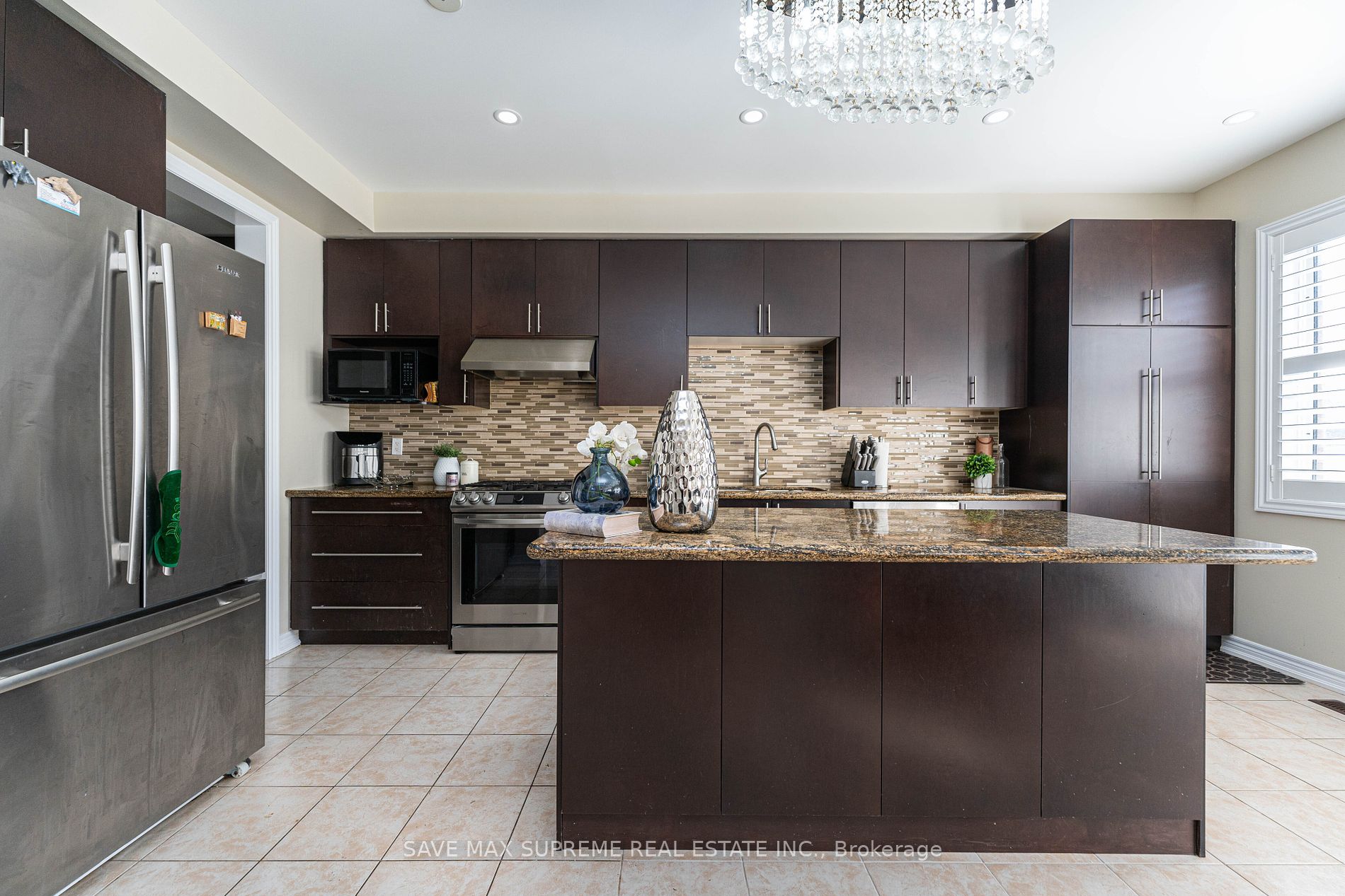 4 Ingleside Rd N
