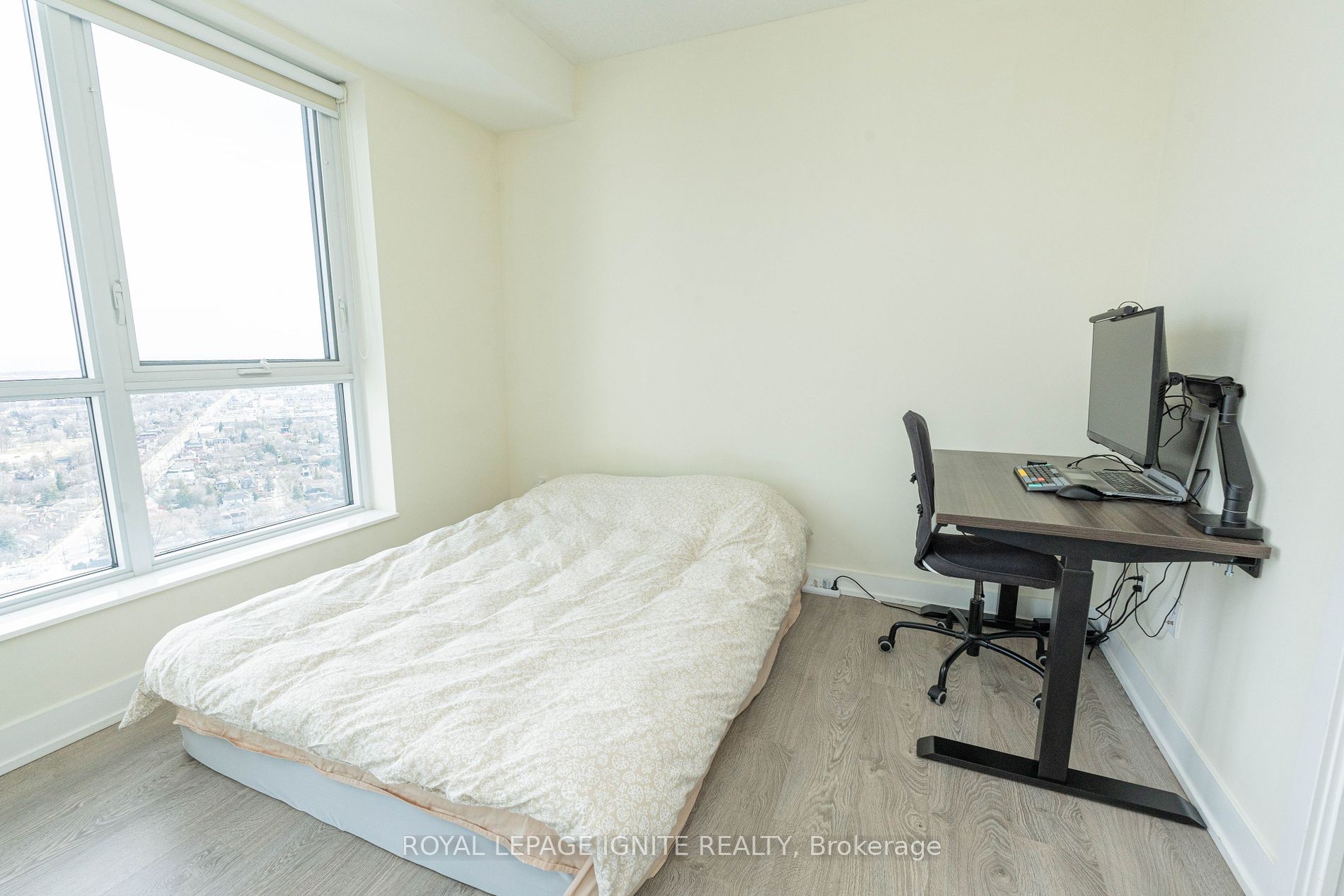 7 Mabelle Ave, #3608