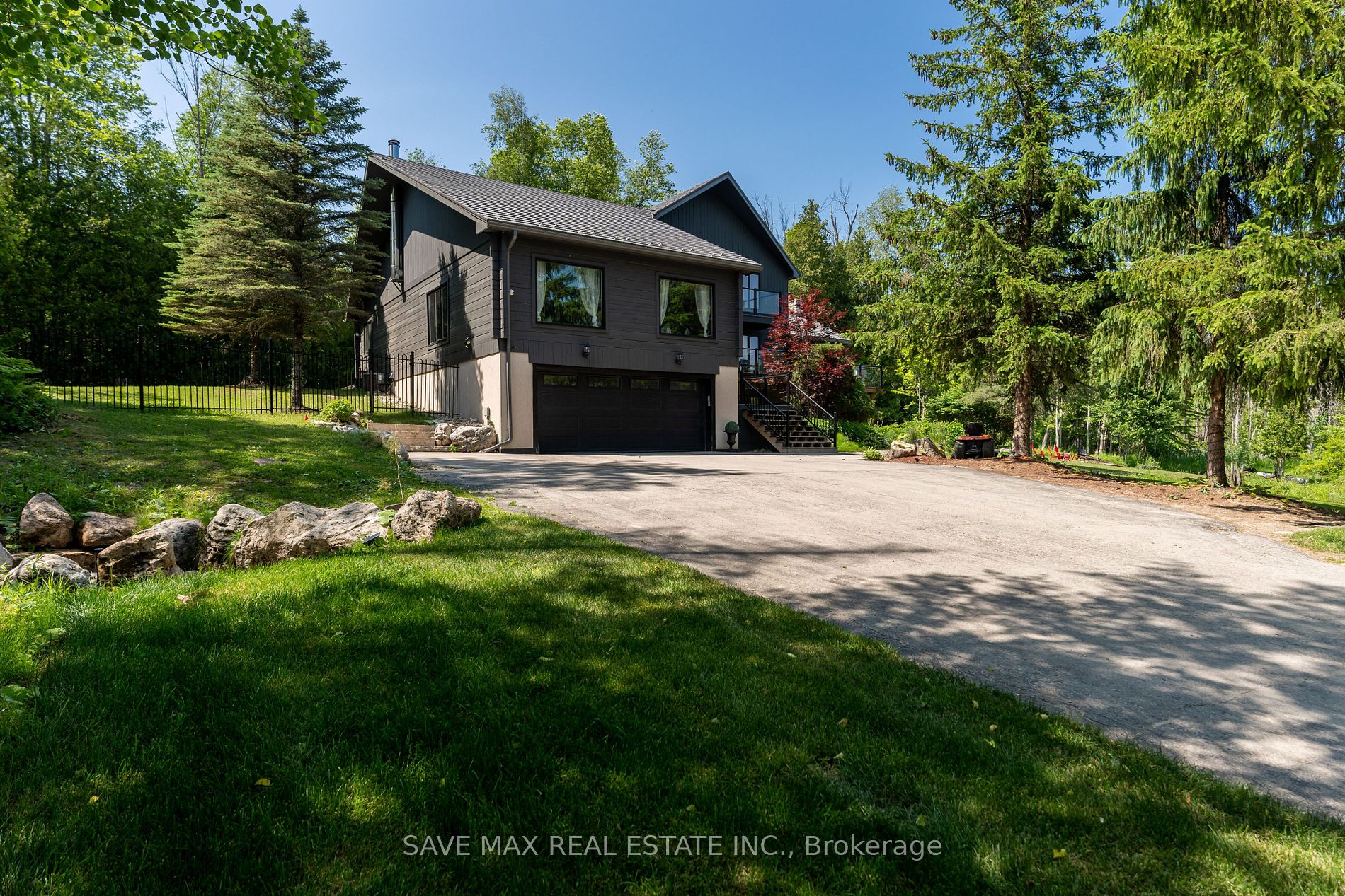 2654 Forks Of The Credit Rd
