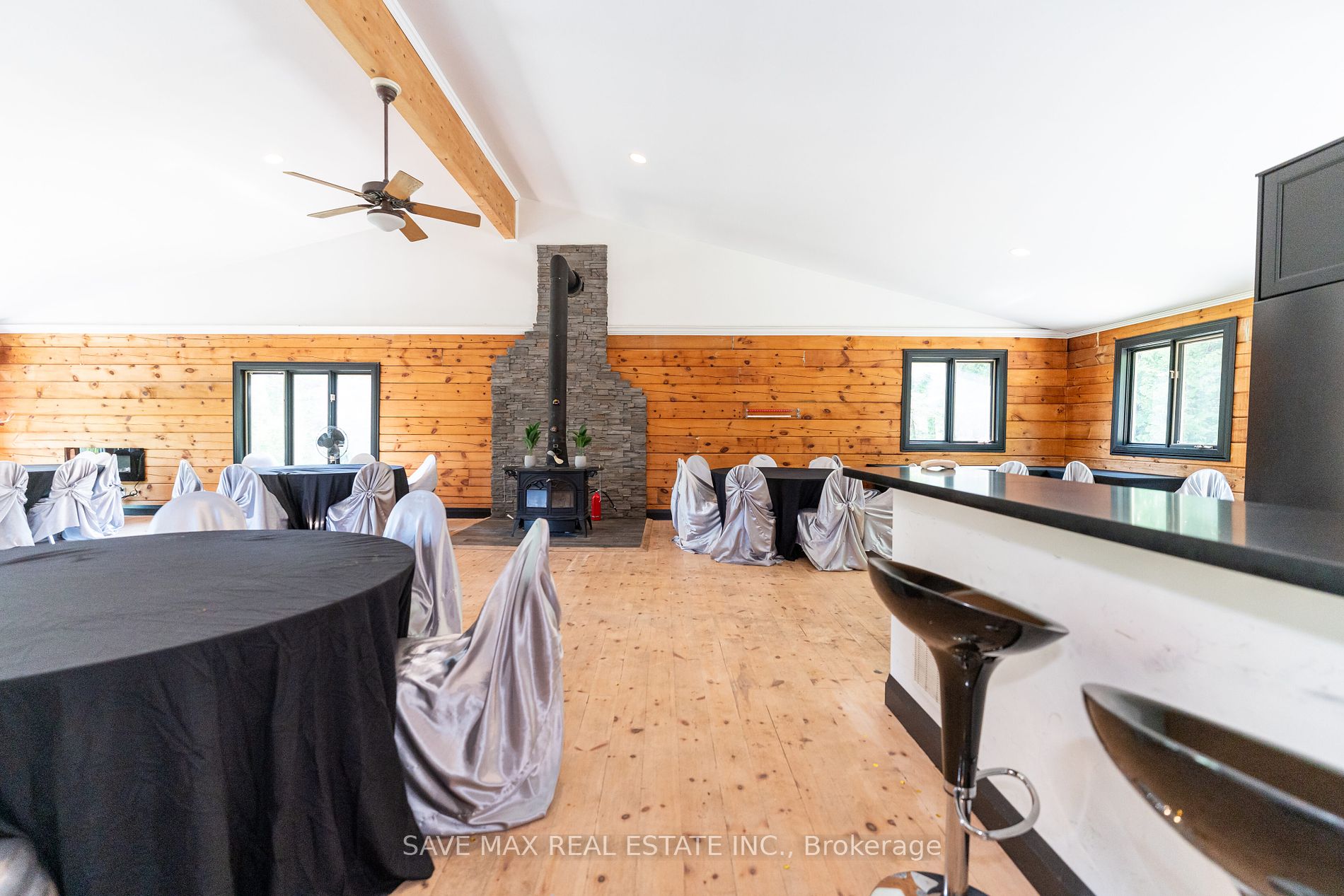 2654 Forks Of The Credit Rd