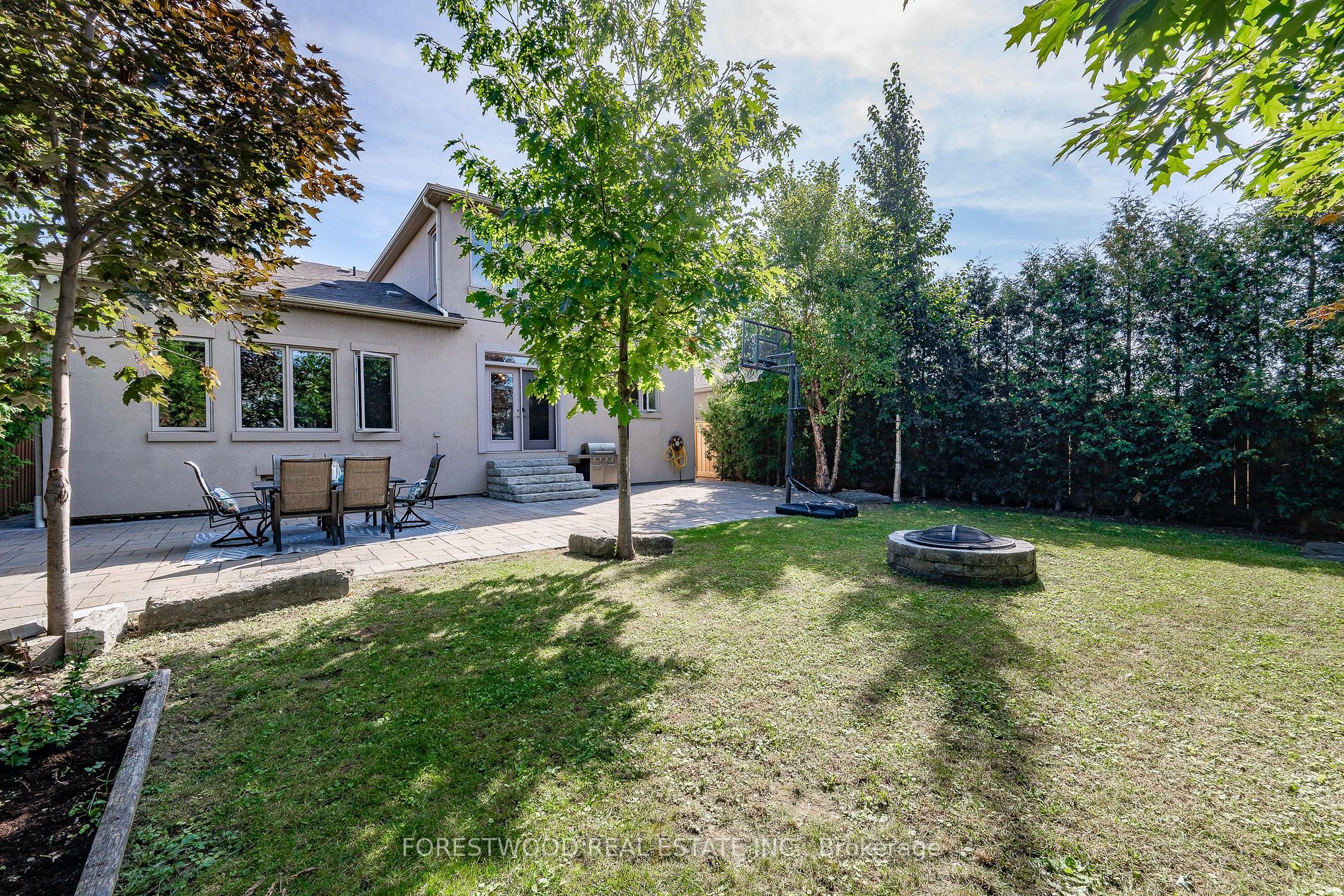 138 Winston Park Blvd