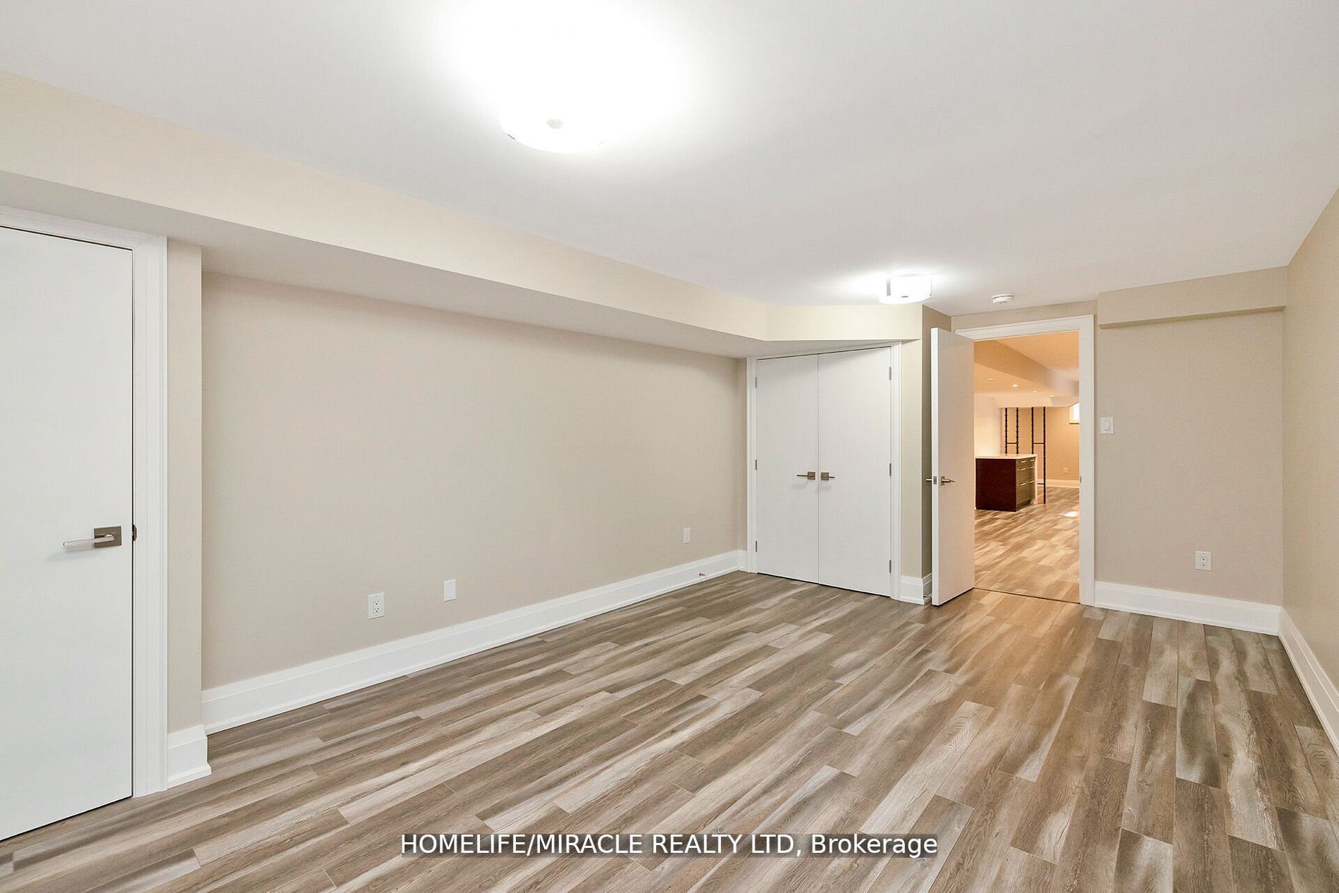 2068 Mississauga Road