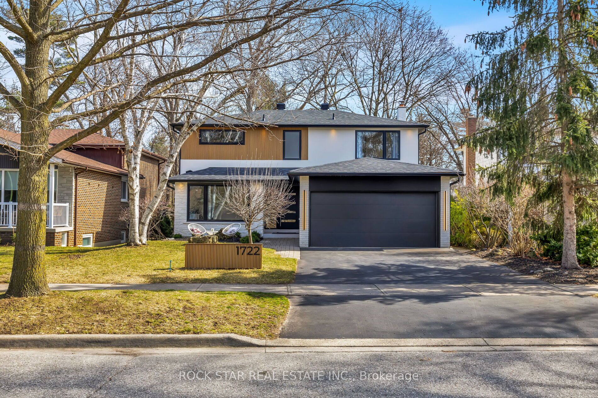 1722 Wedmore Way