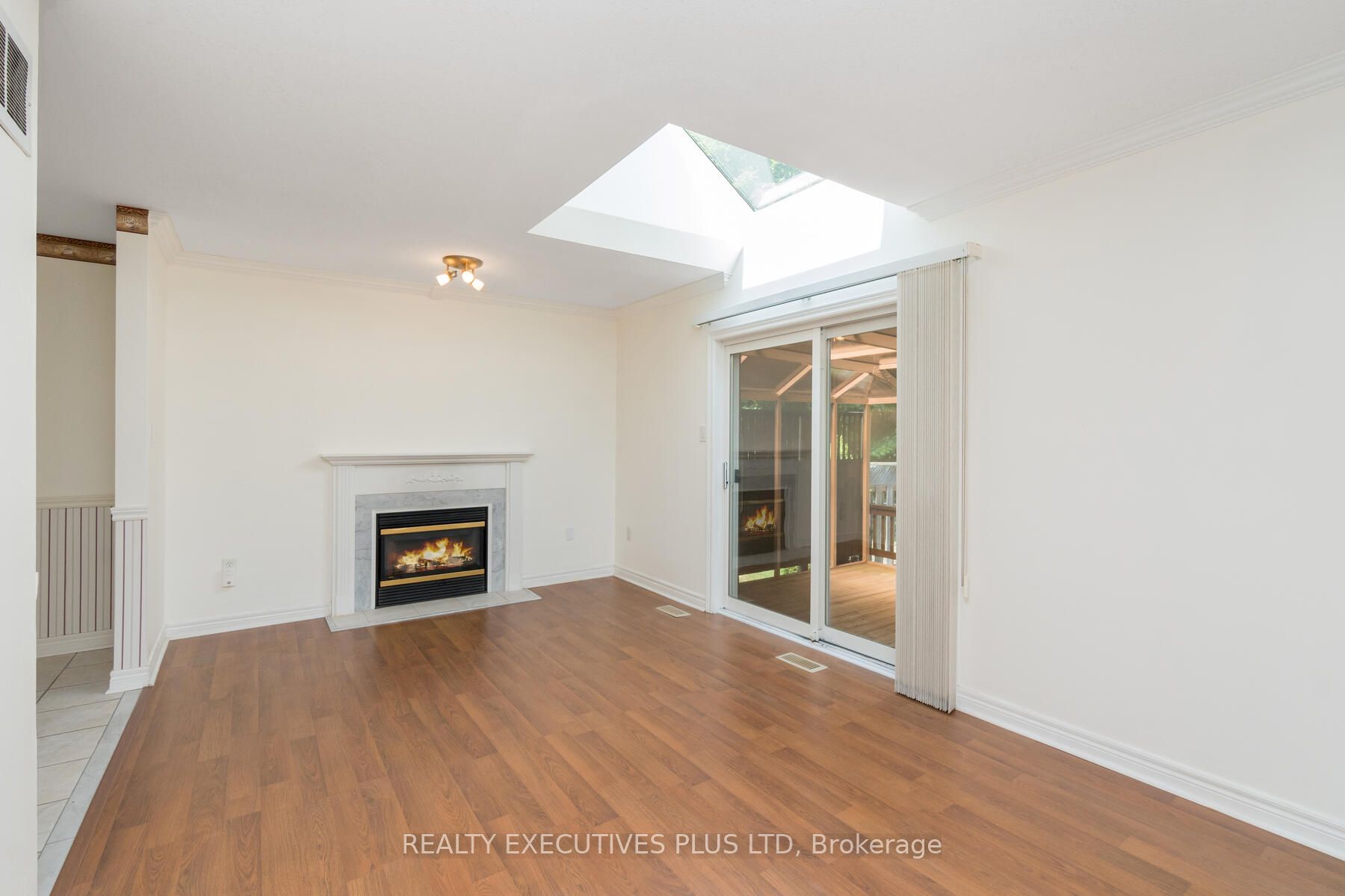 9 Hilliard Court