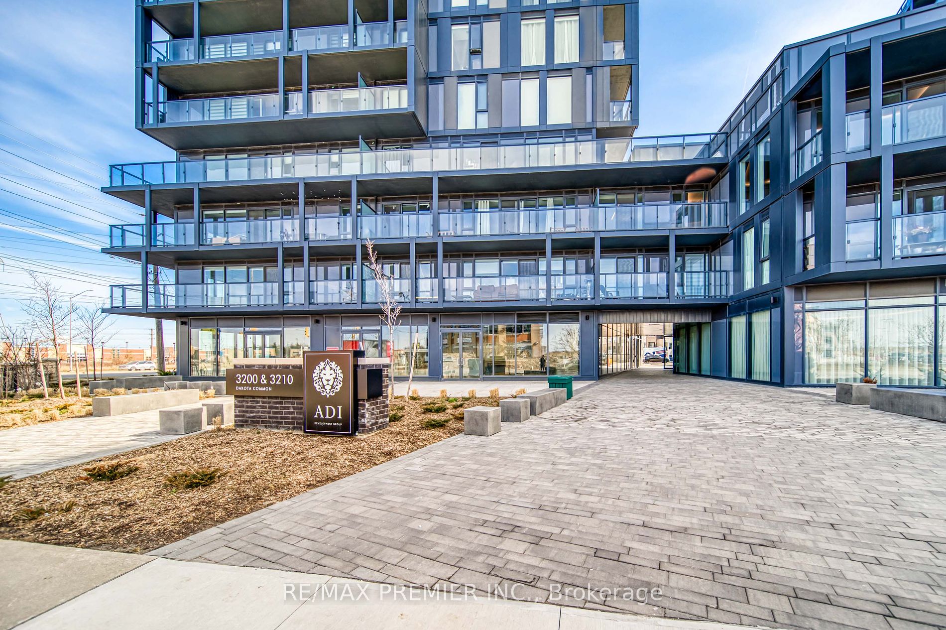 3210 Dakota Common #A208