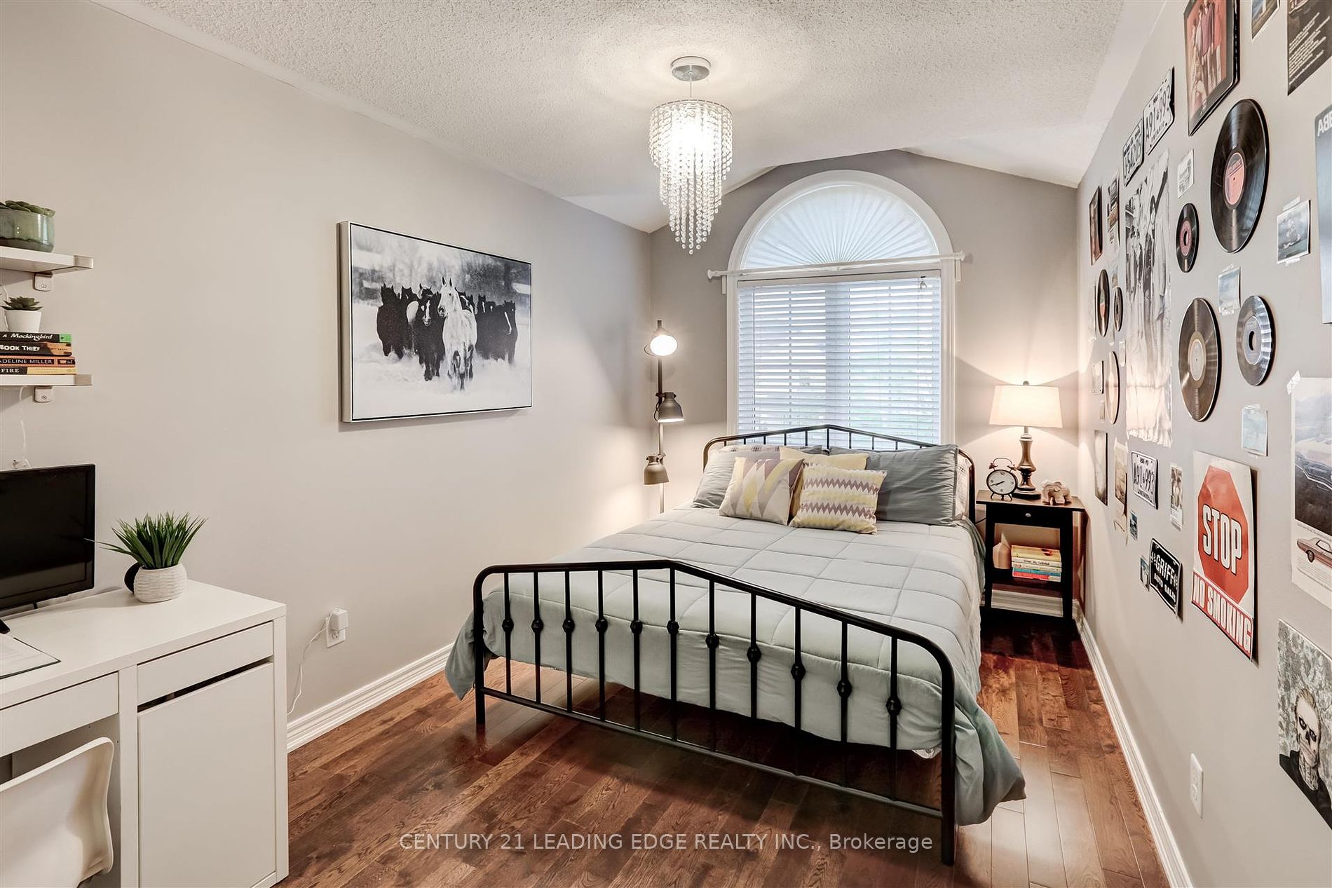 4843 Verdi St