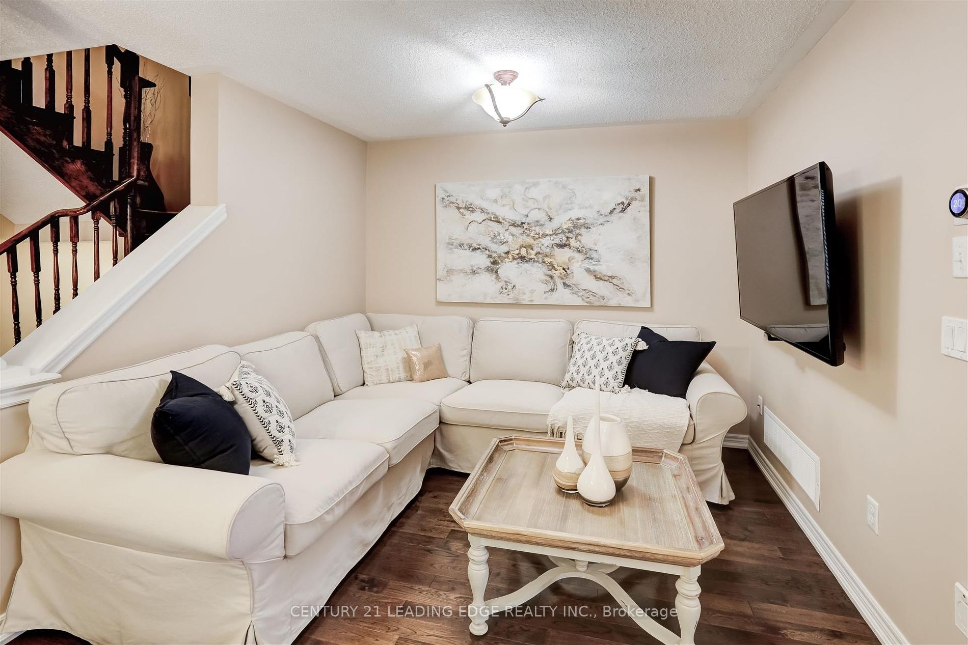 4843 Verdi St