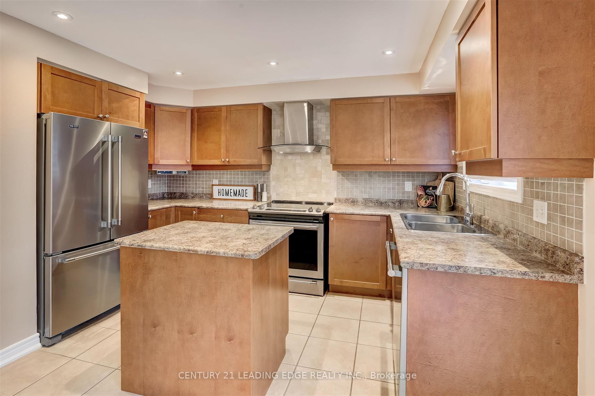4843 Verdi St