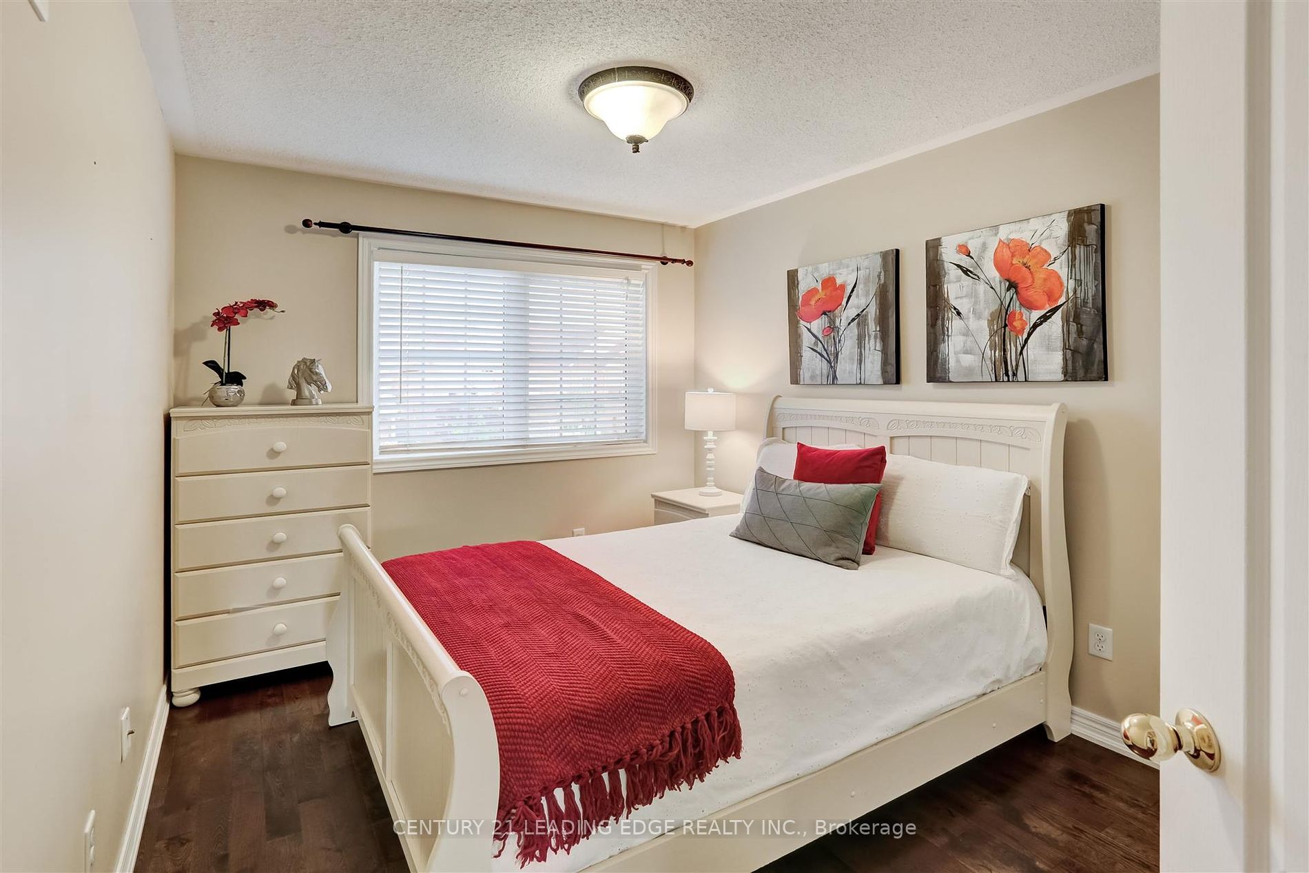 4843 Verdi St