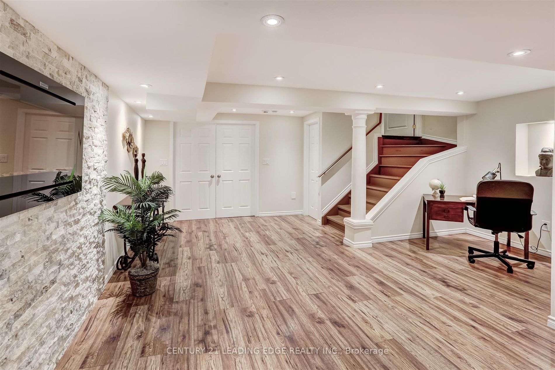 4843 Verdi St
