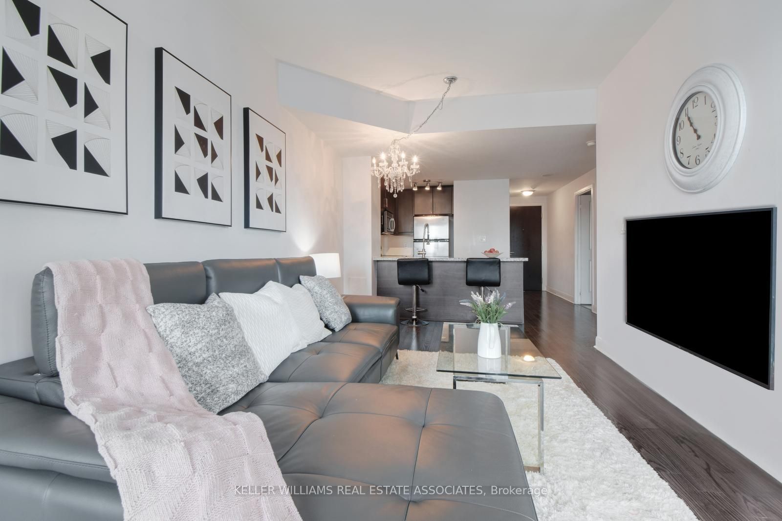 50 Absolute Ave, #1604
