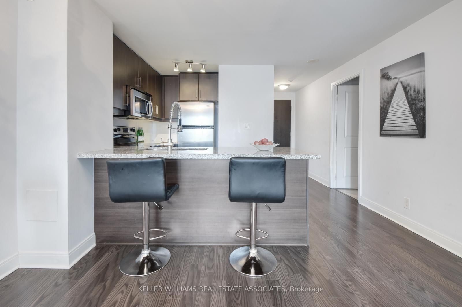 50 Absolute Ave, #1604