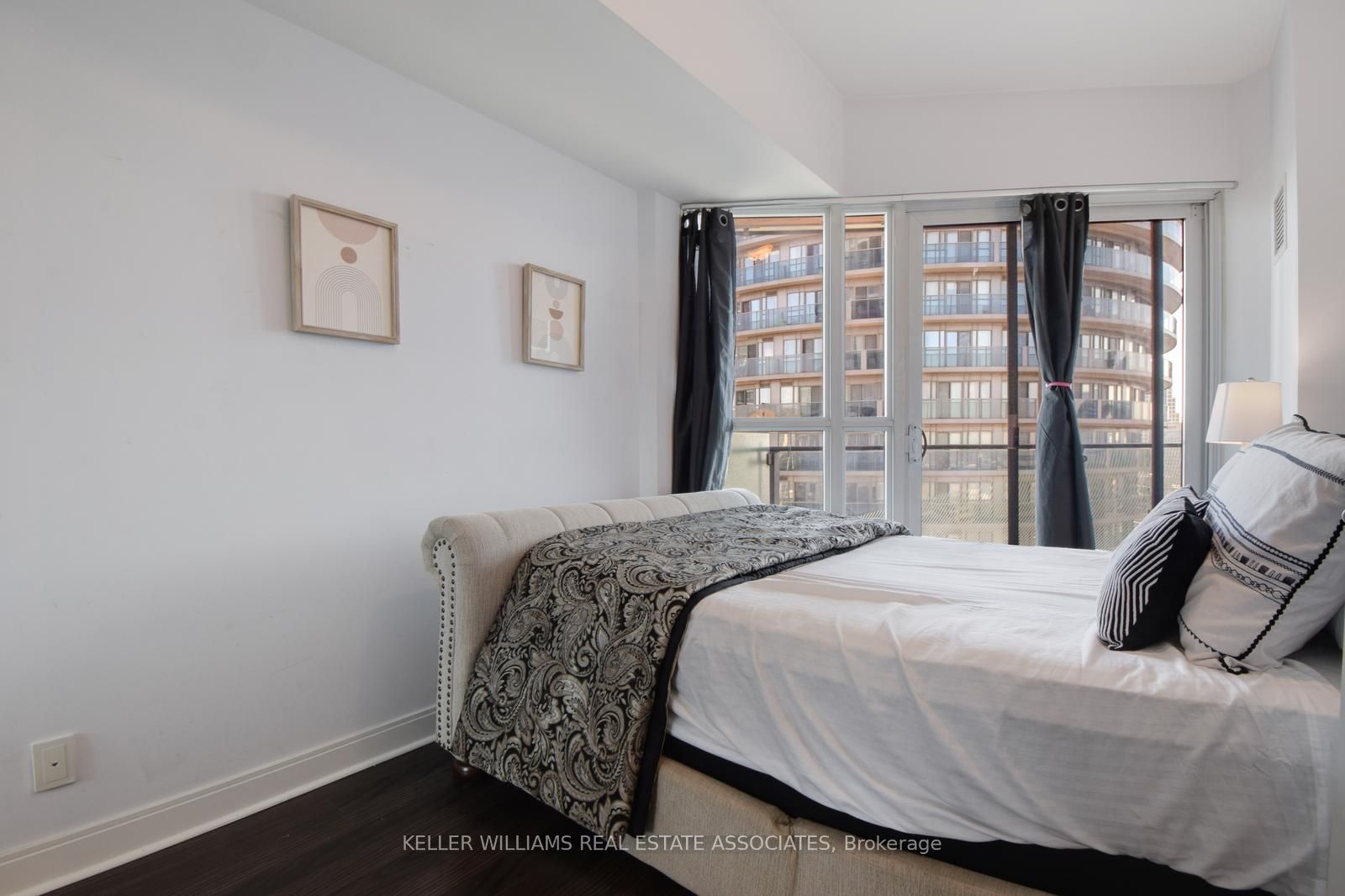 50 Absolute Ave, #1604