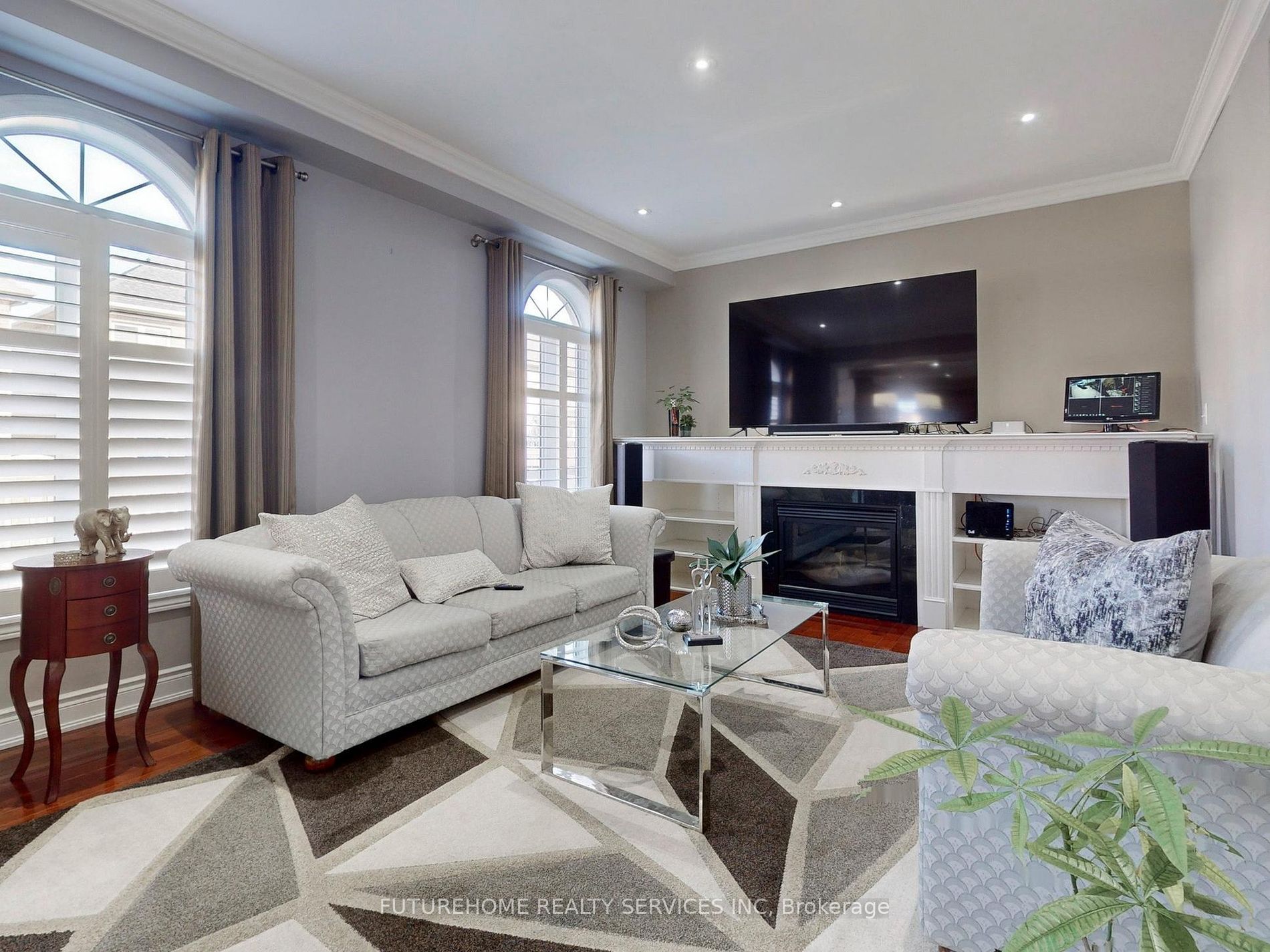 46 Eaglesprings Cres