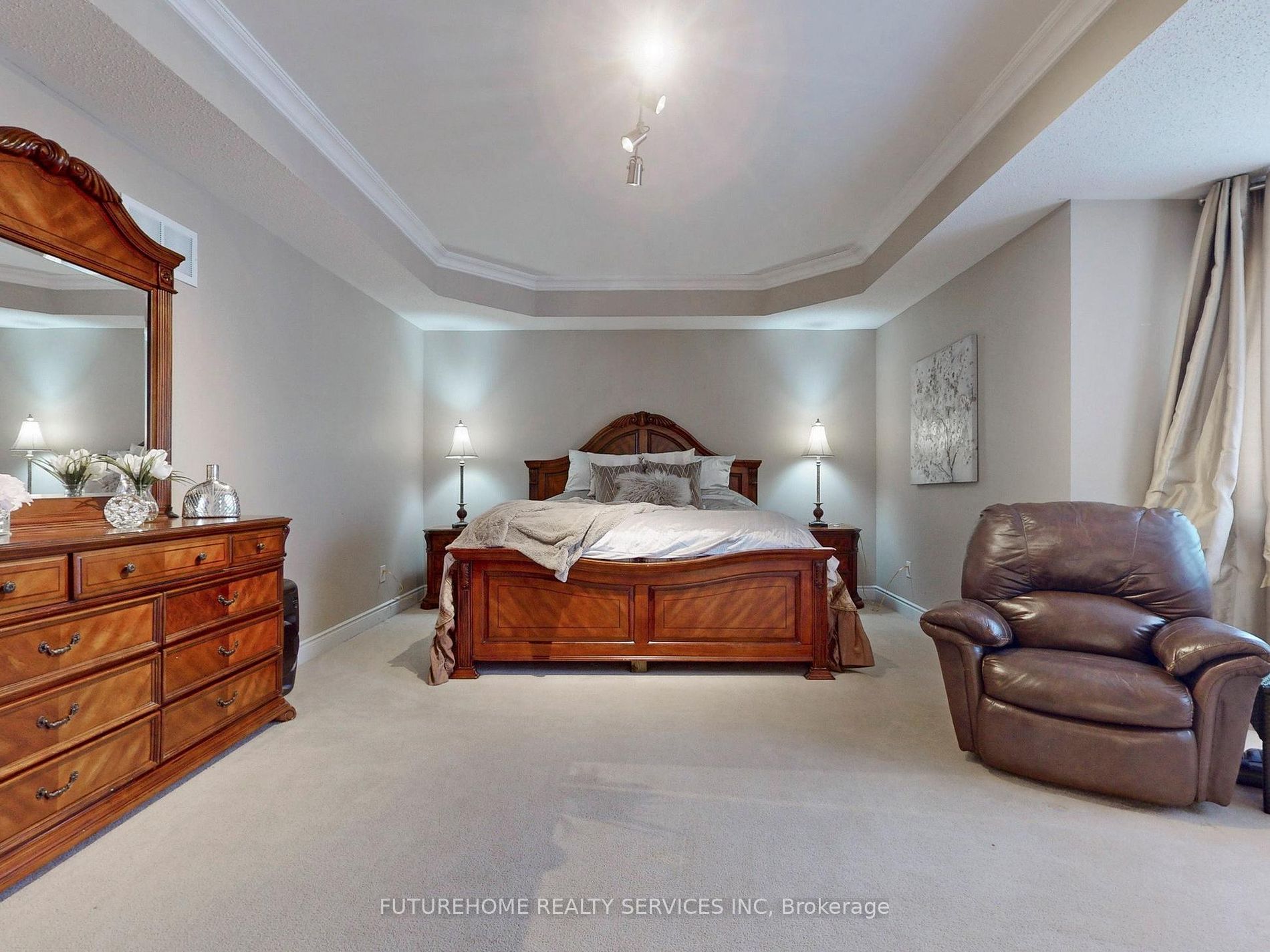 46 Eaglesprings Cres