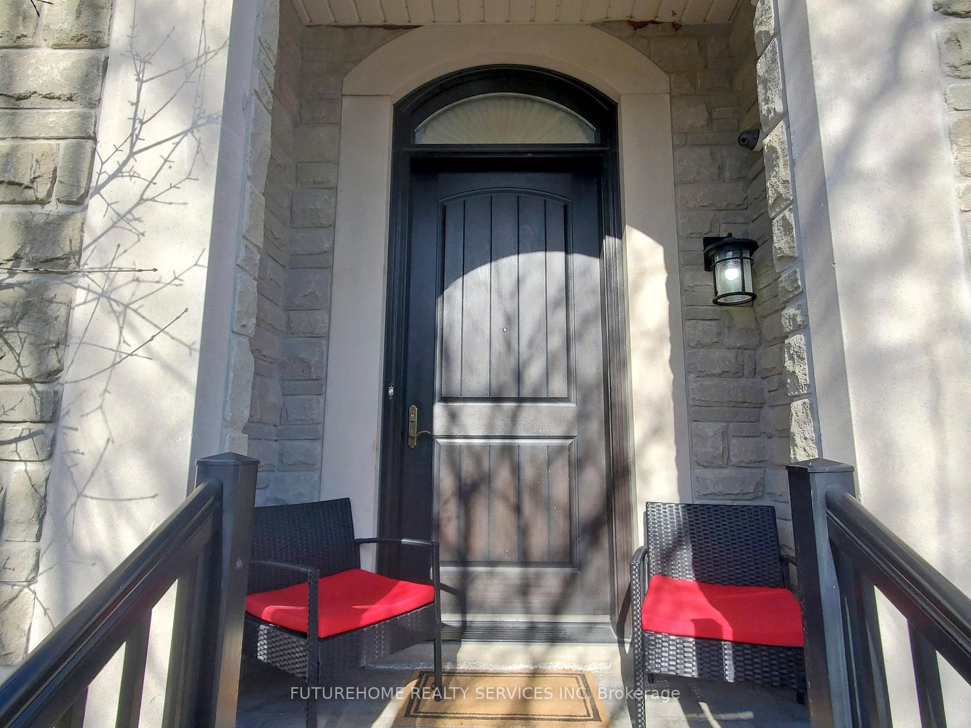 46 Eaglesprings Cres