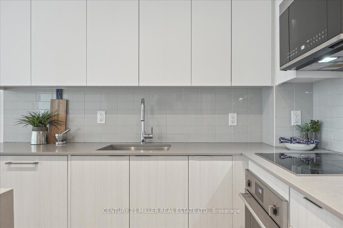 2481 Taunton Road, #466
