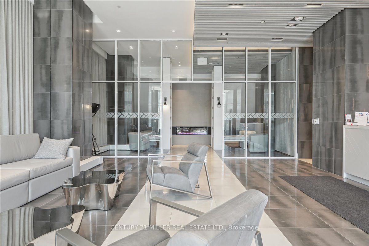 2481 Taunton Road, #466