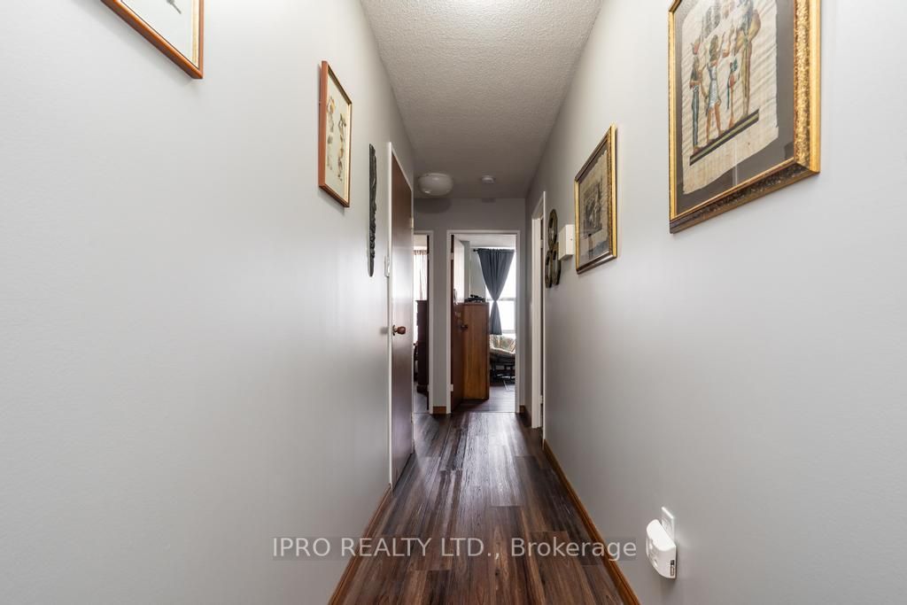 17 Knightsbridge Rd, #1910