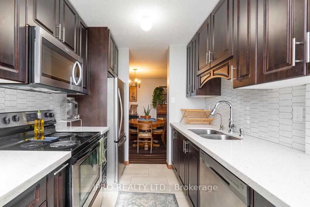 17 Knightsbridge Rd, #1910