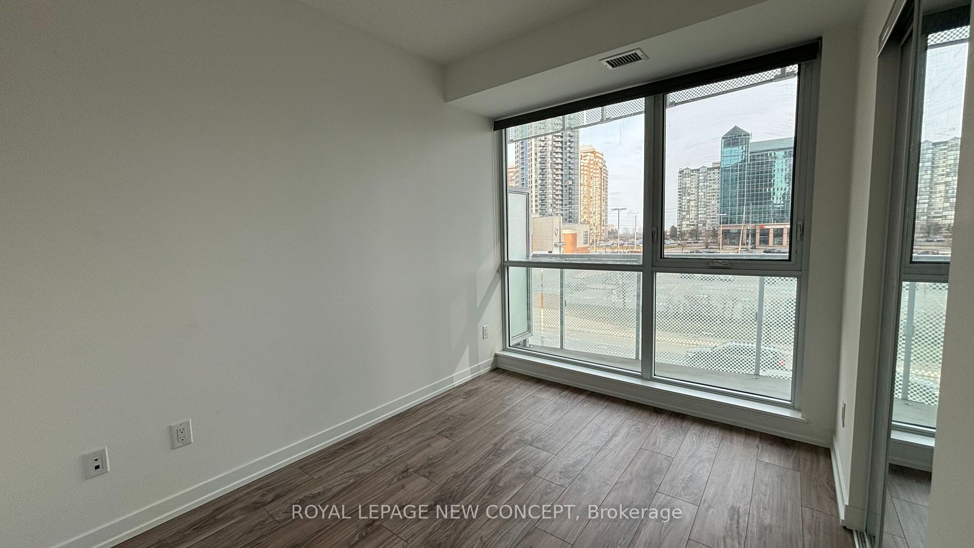 4065 Confederation Parkway, #304