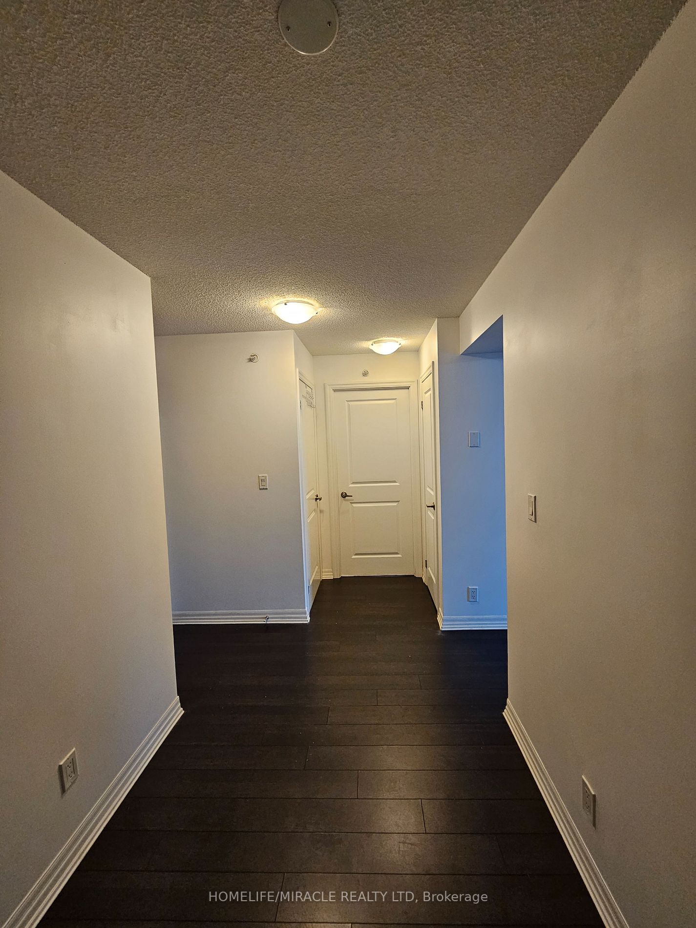 80 Esther Lorrie Dr, #607