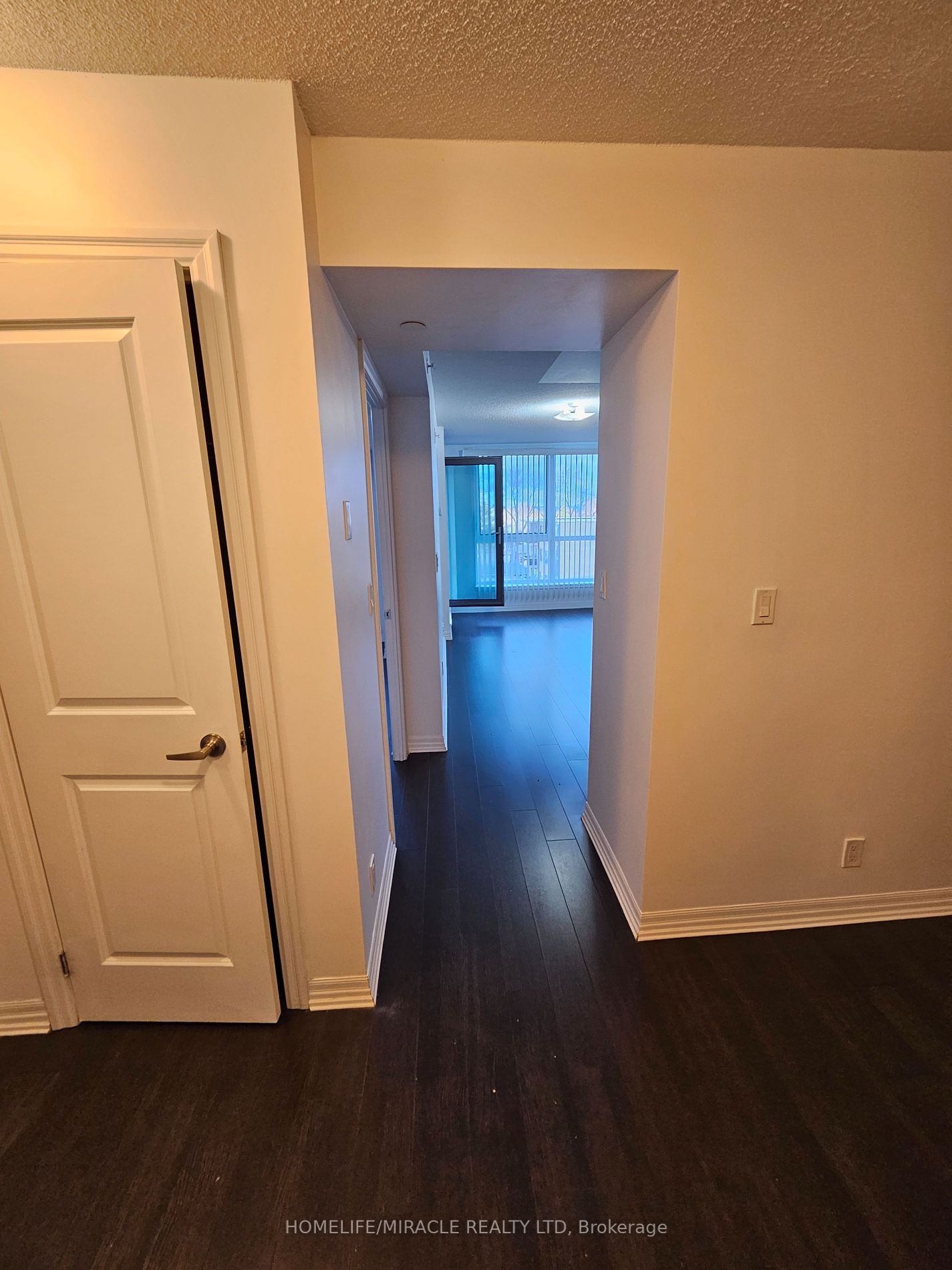 80 Esther Lorrie Dr, #607