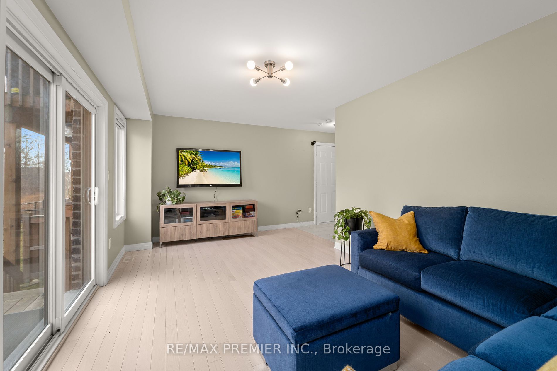 29 Oliana Way
