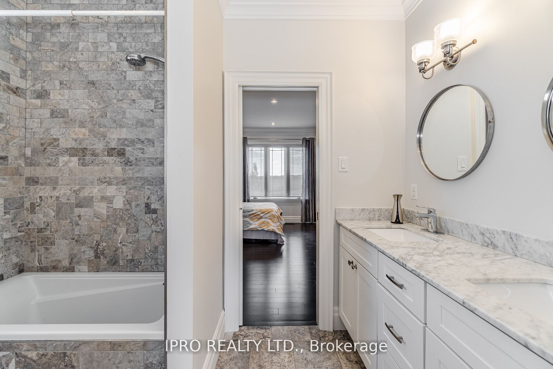 162 Confederation Street