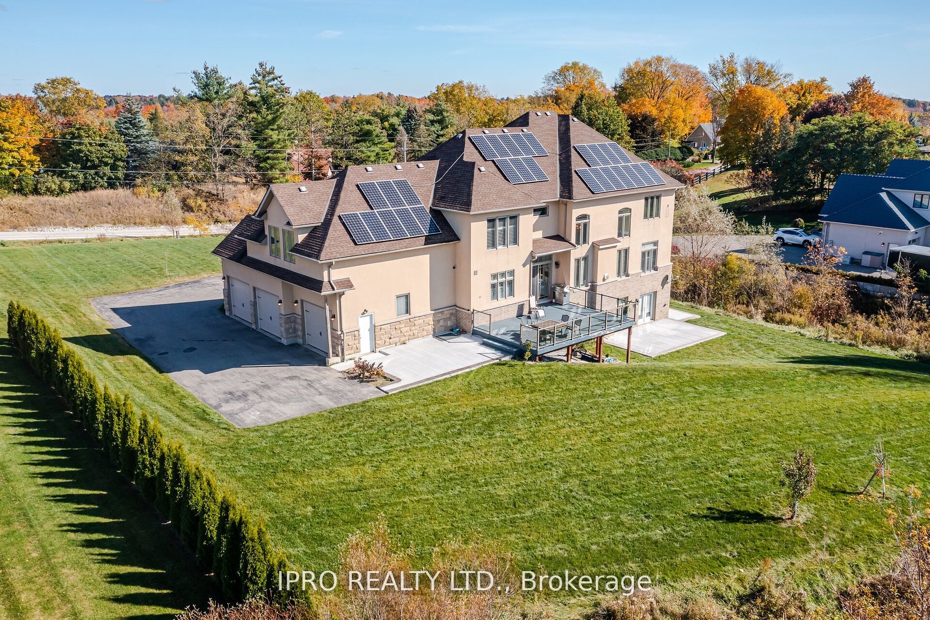 162 Confederation Street