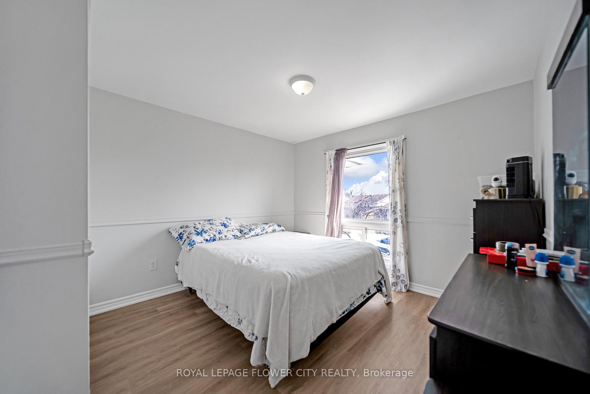 5 Charters Rd