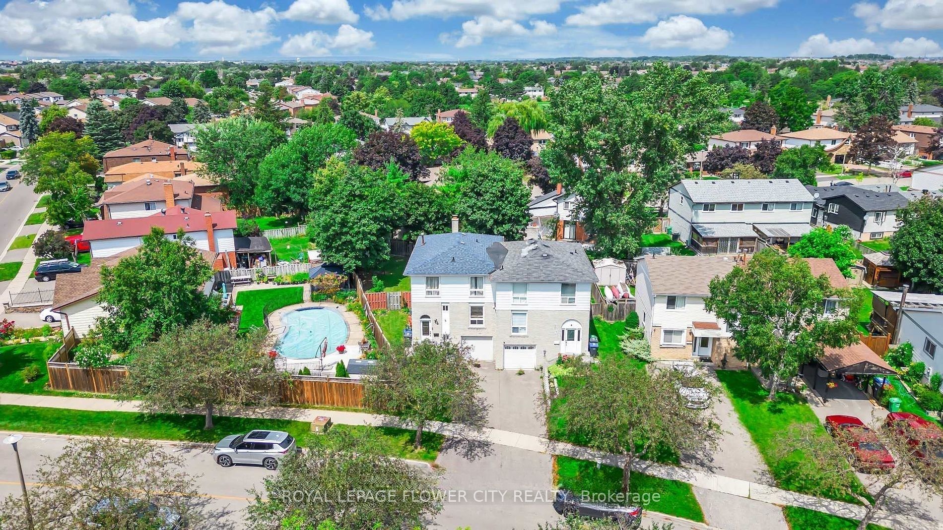 5 Charters Rd
