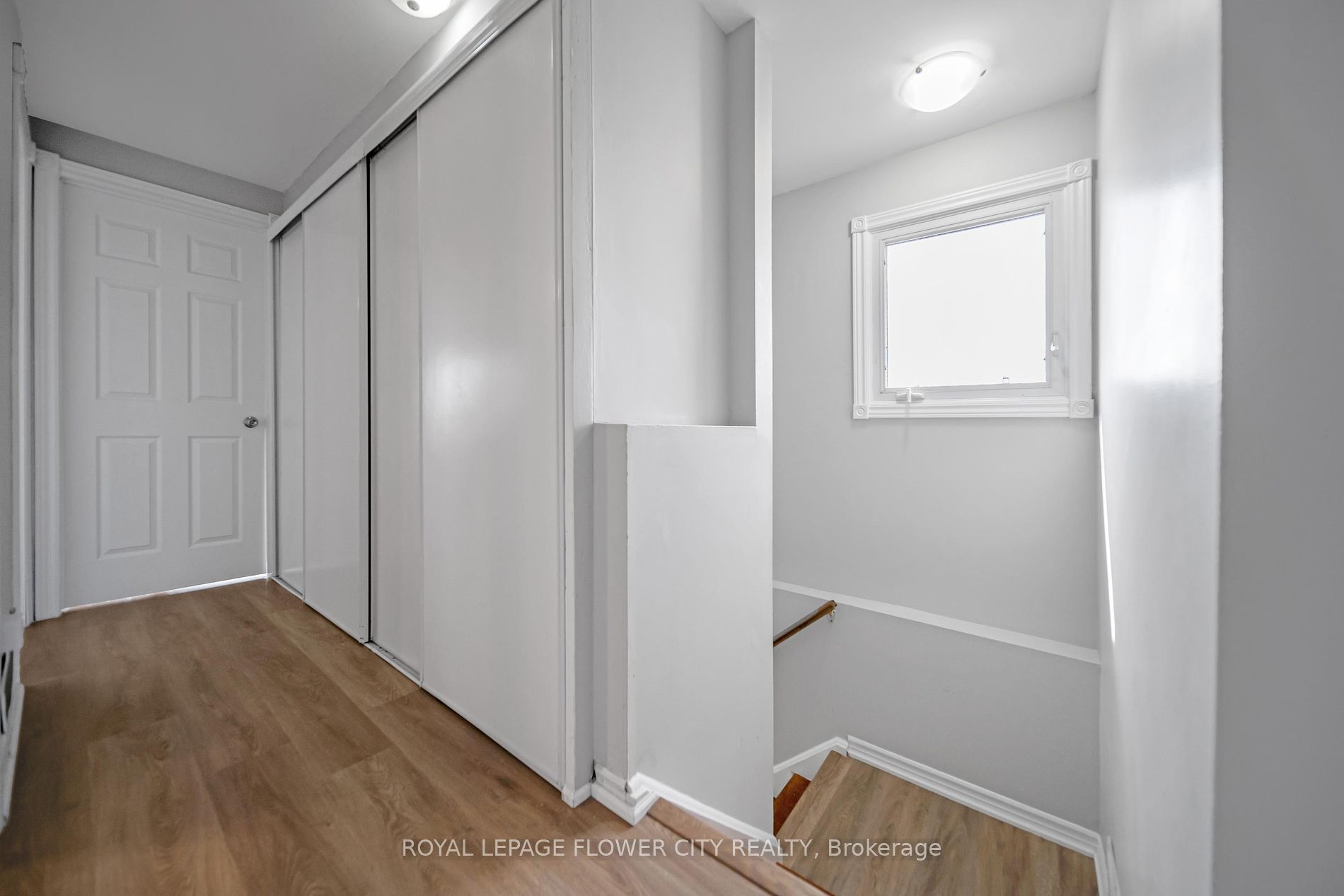 5 Charters Rd
