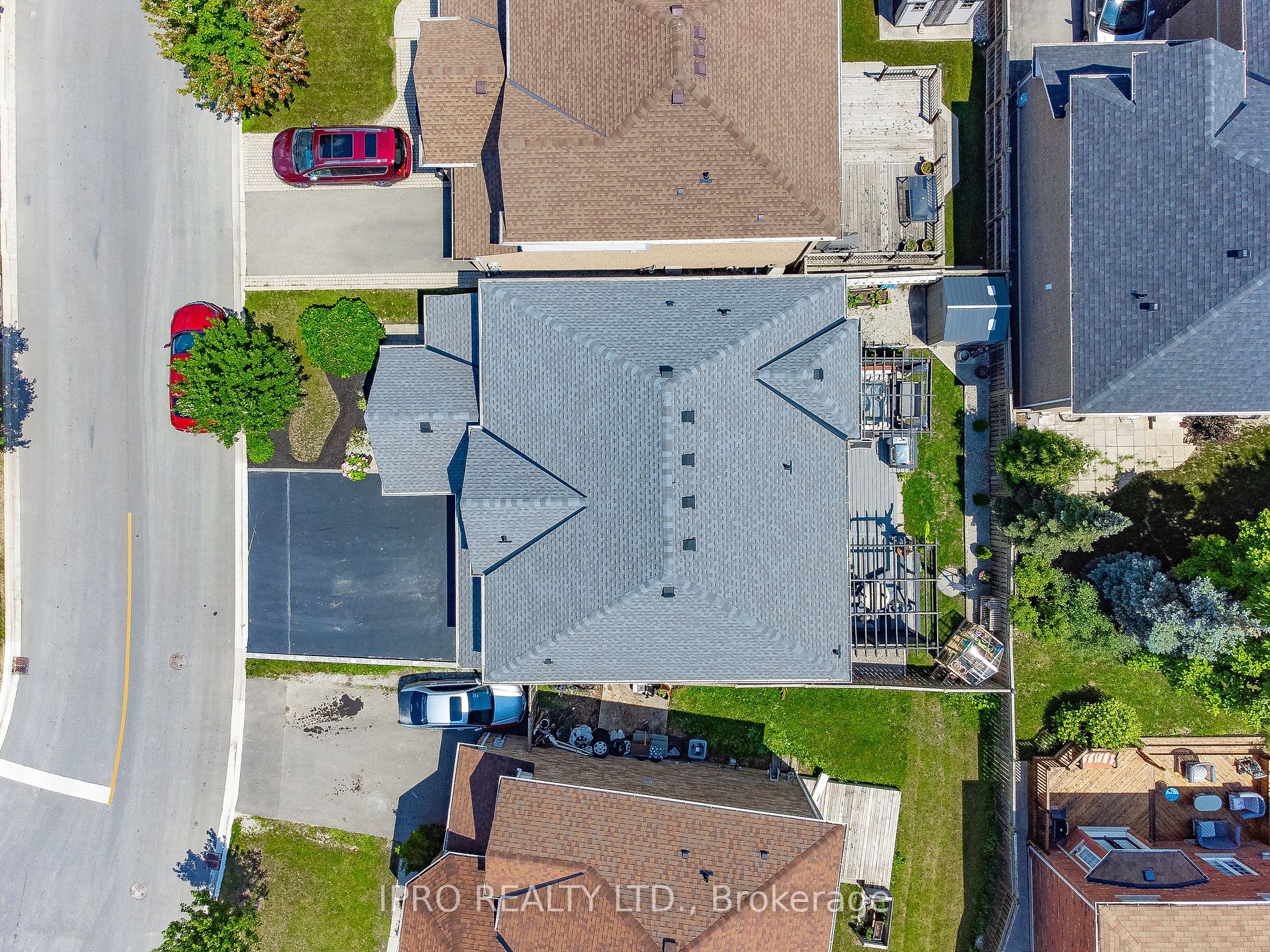 1005 Lancaster Blvd