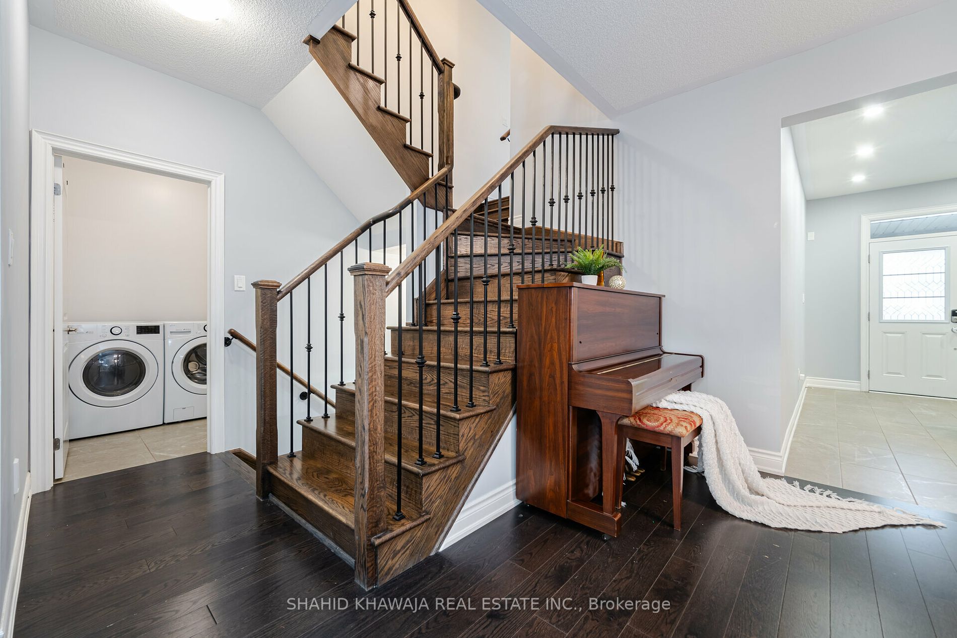 1221 Raspberry Terrace