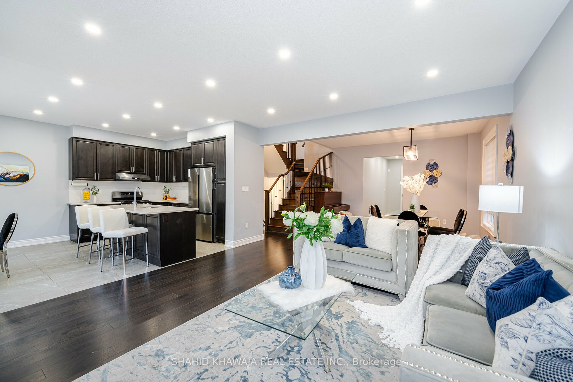 1221 Raspberry Terrace