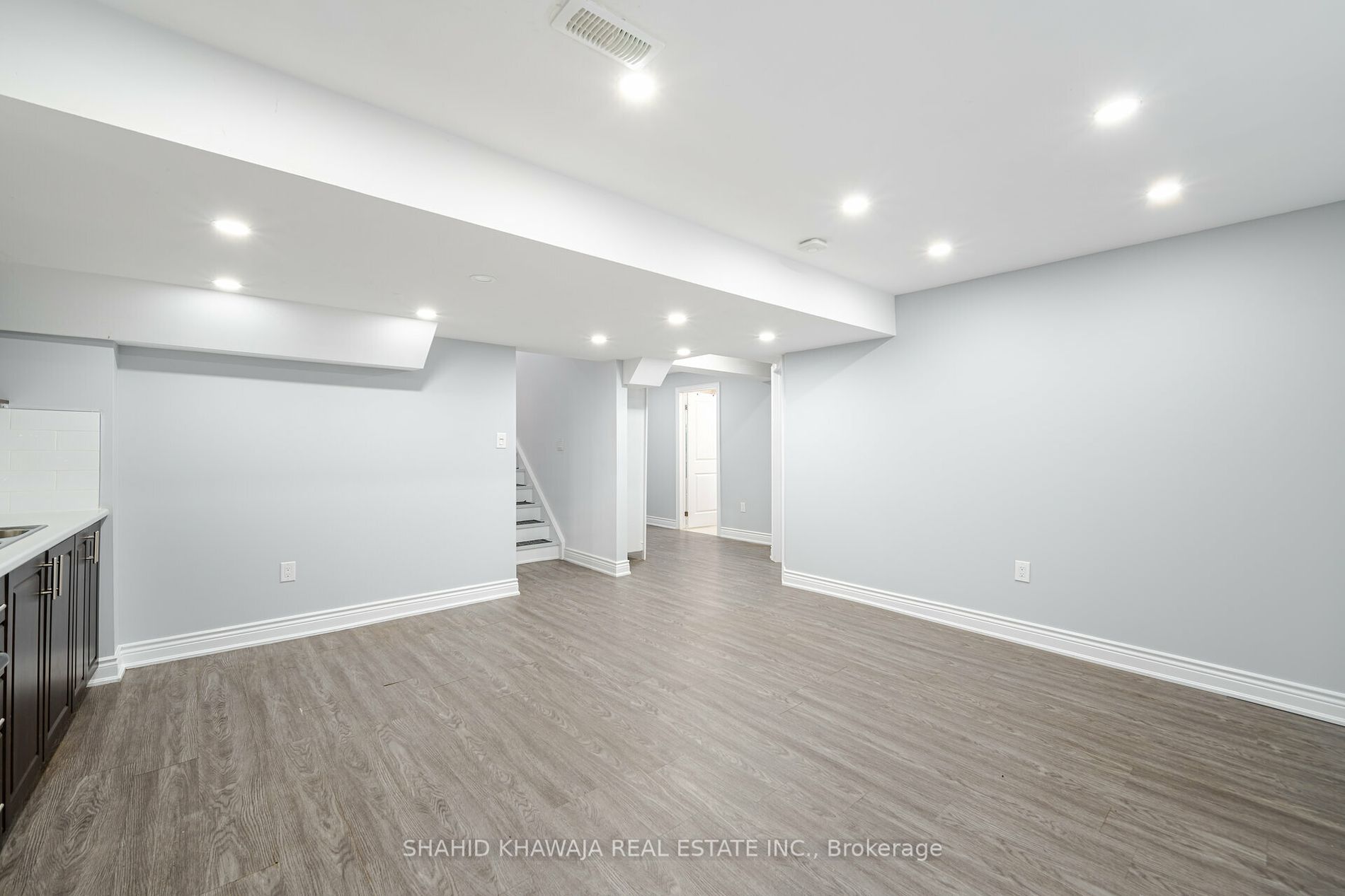 1221 Raspberry Terrace