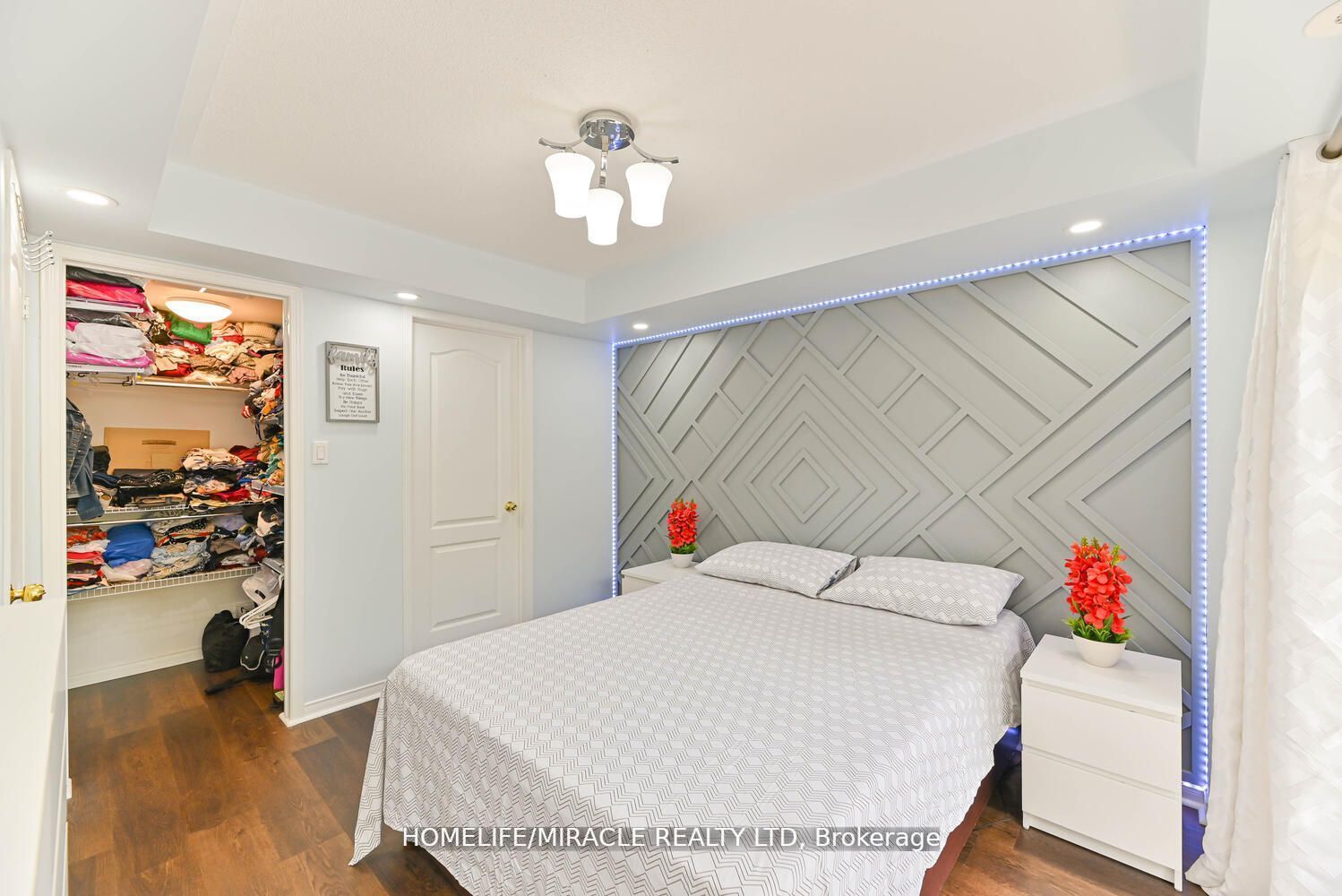 5050 Intrepid Dr, #56