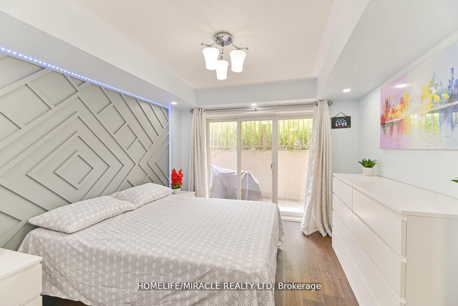 5050 Intrepid Dr, #56
