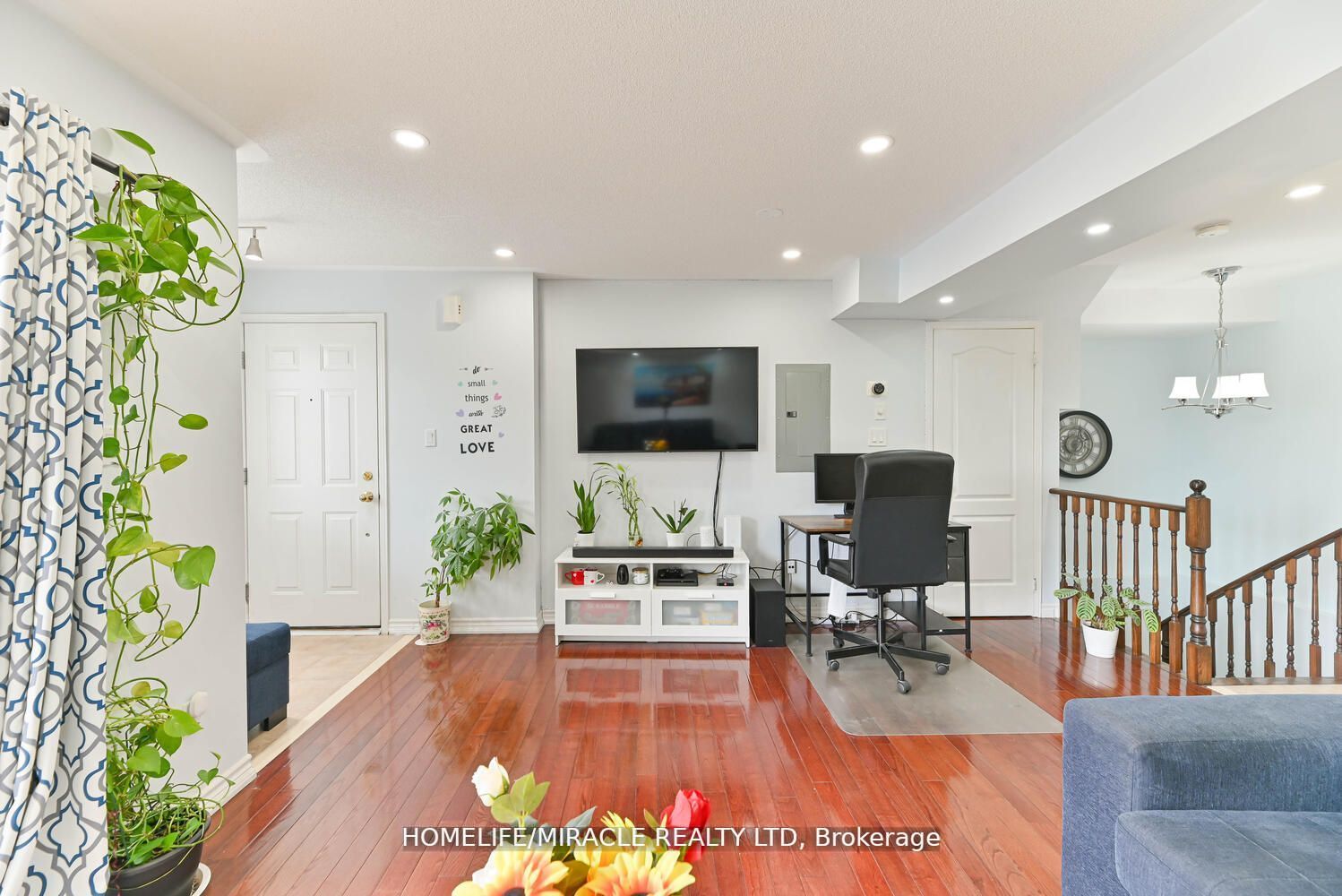 5050 Intrepid Dr, #56