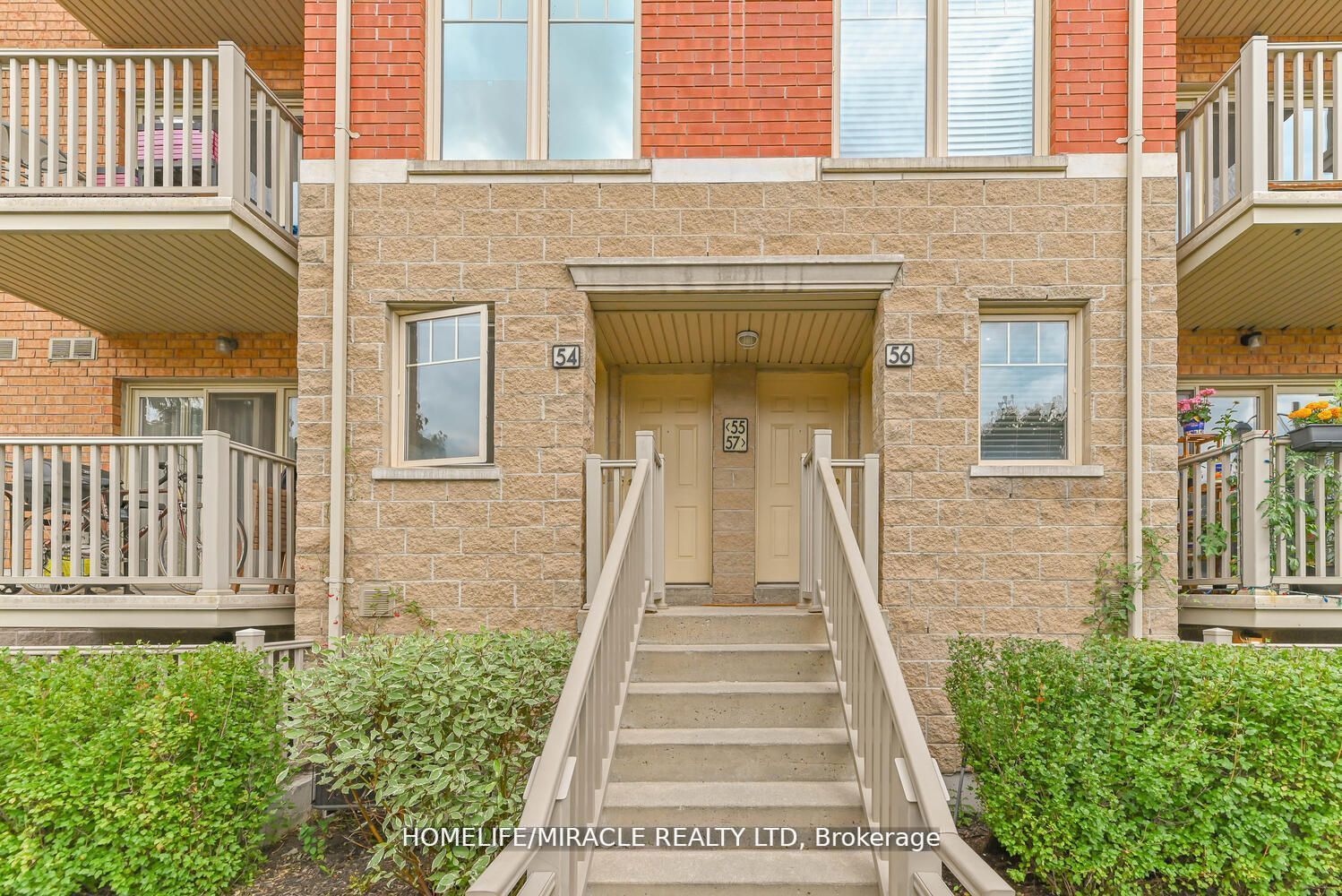 5050 Intrepid Dr, #56