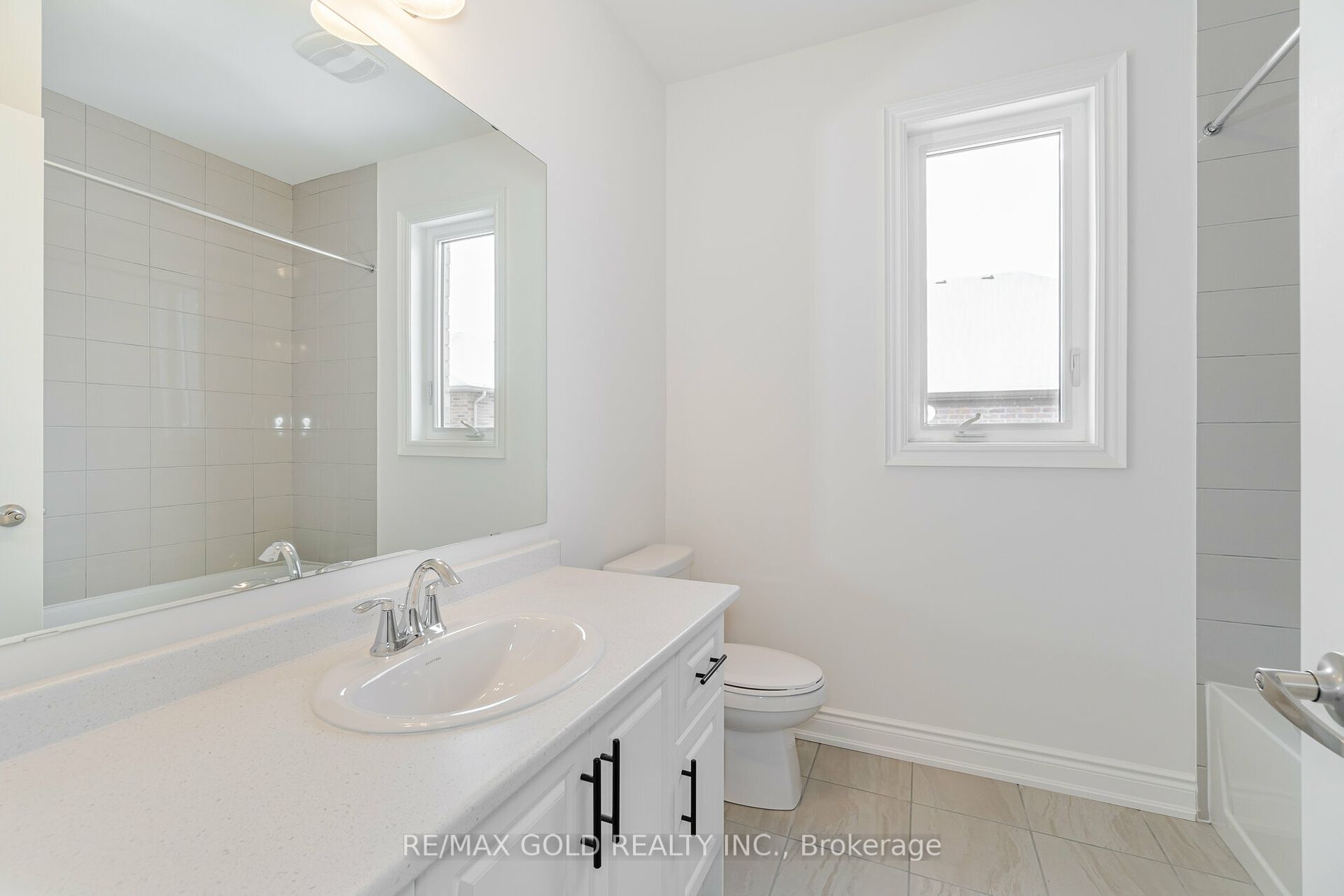 107 Walker Road W