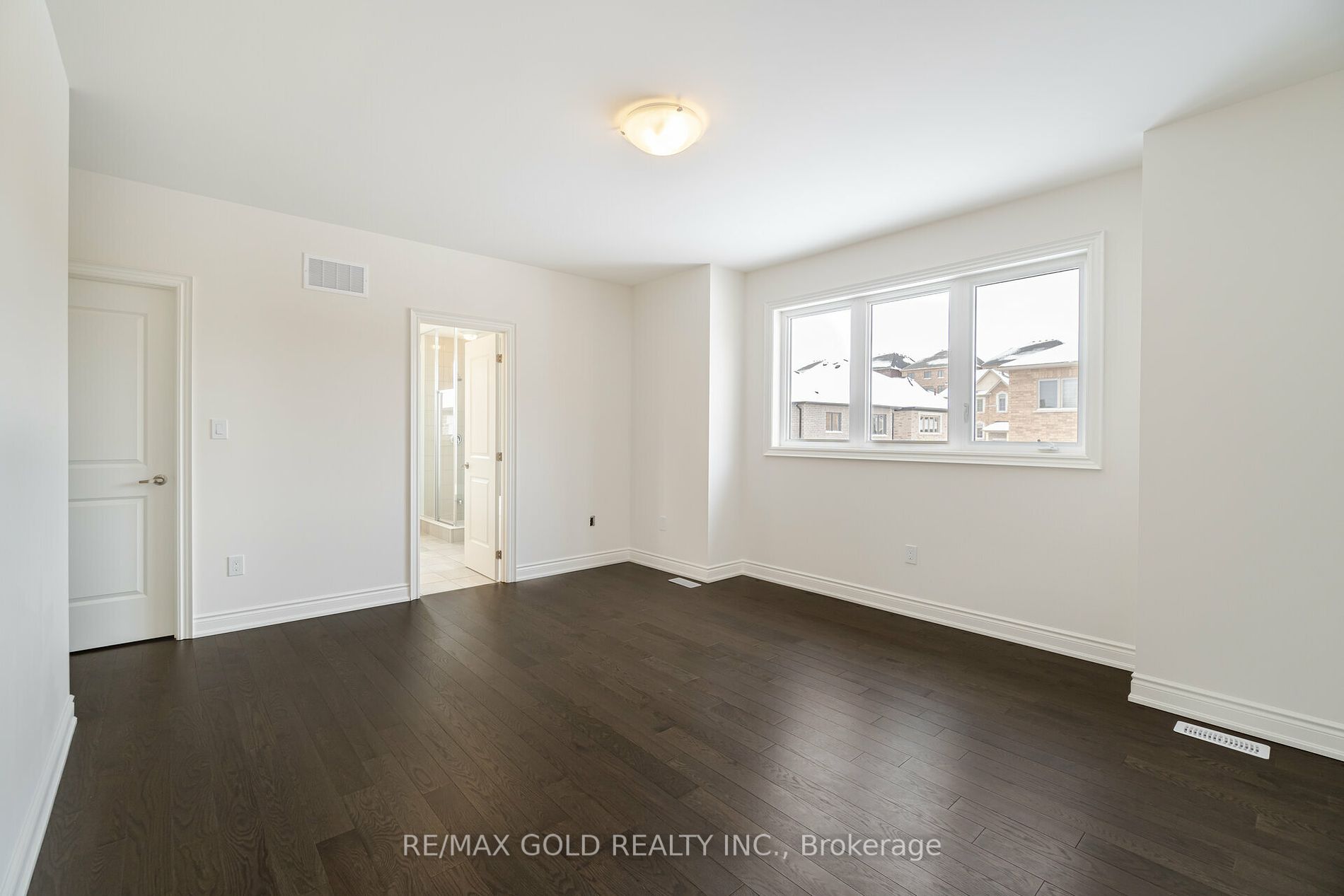 107 Walker Road W