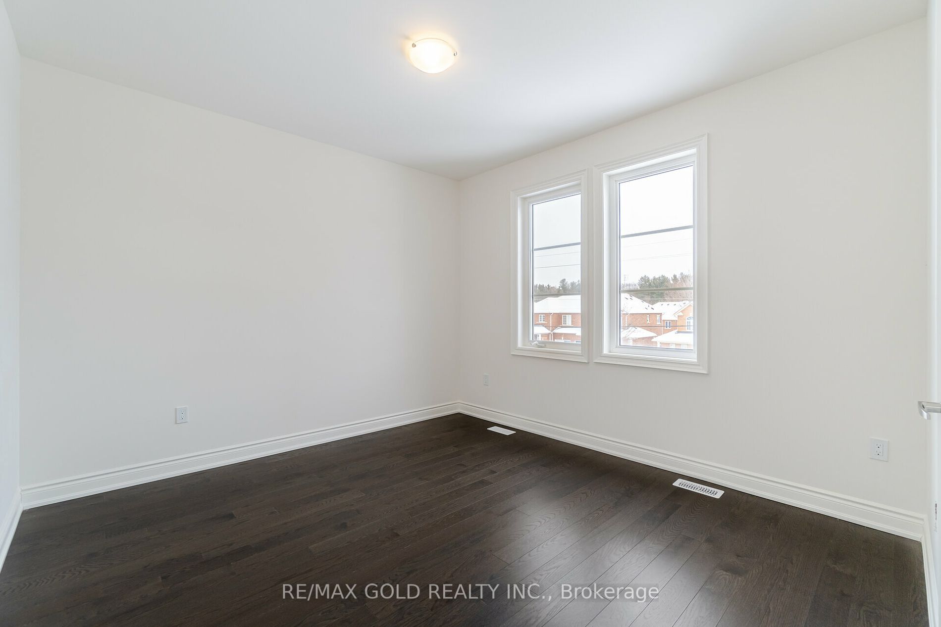 107 Walker Road W