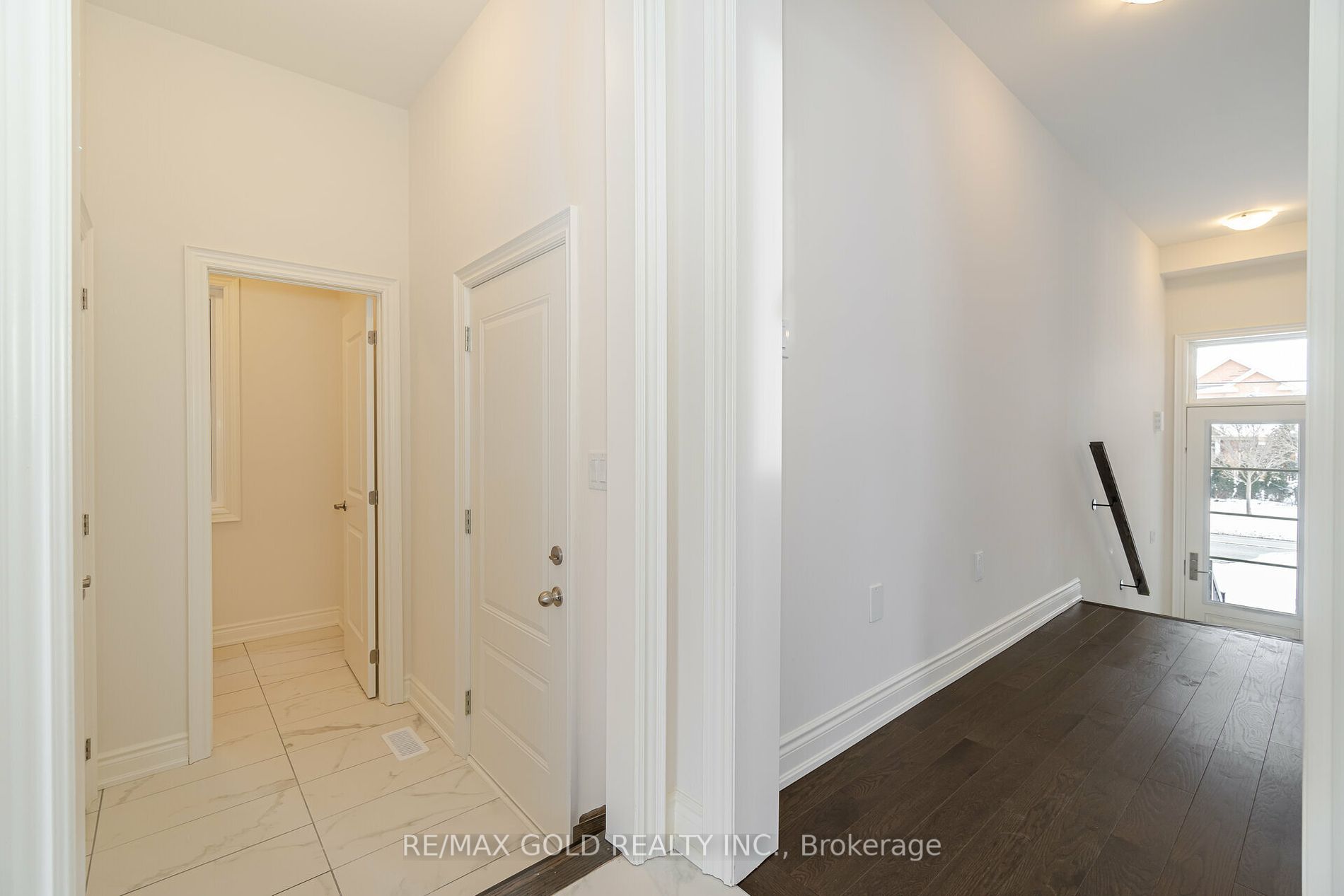 107 Walker Road W