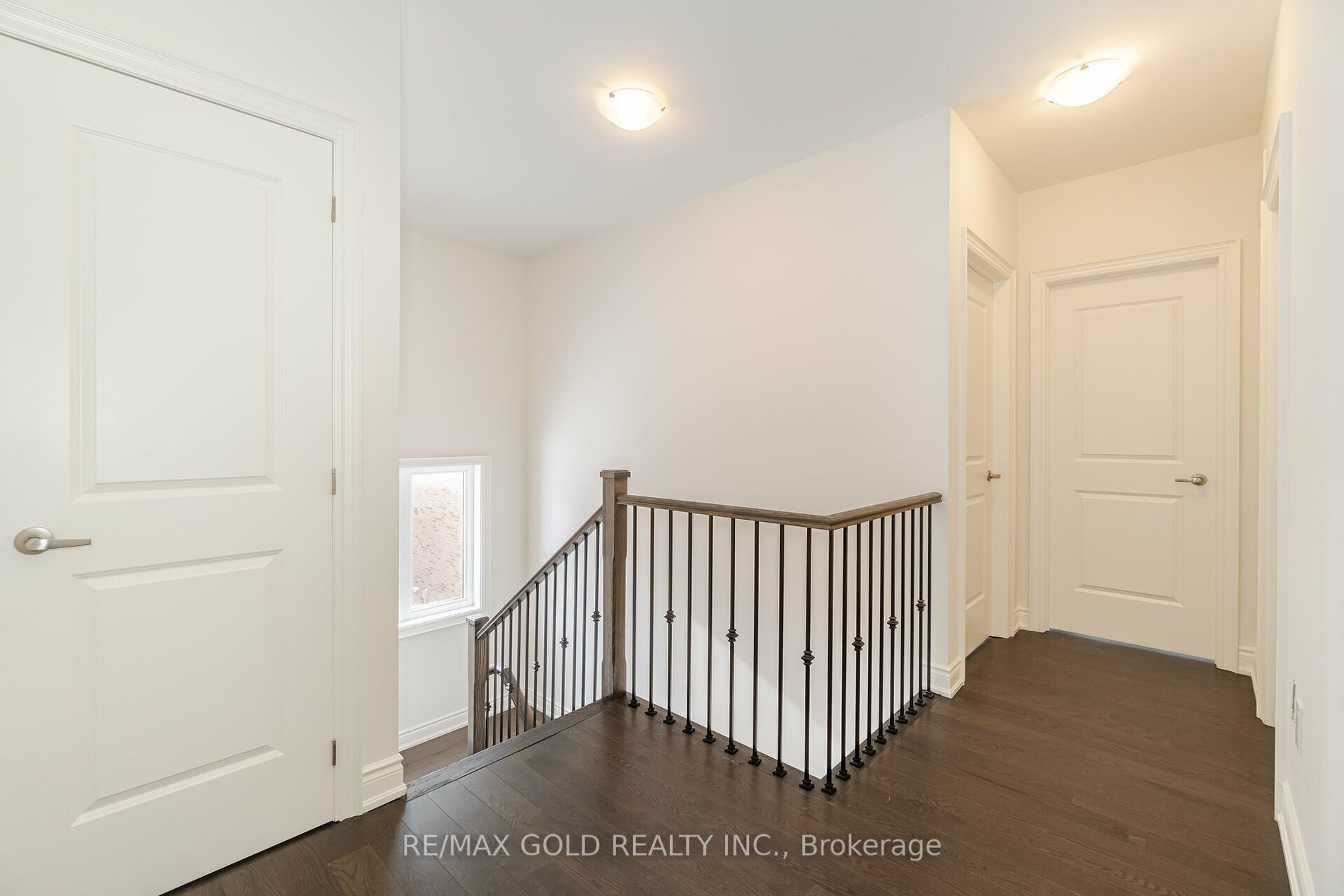 107 Walker Road W