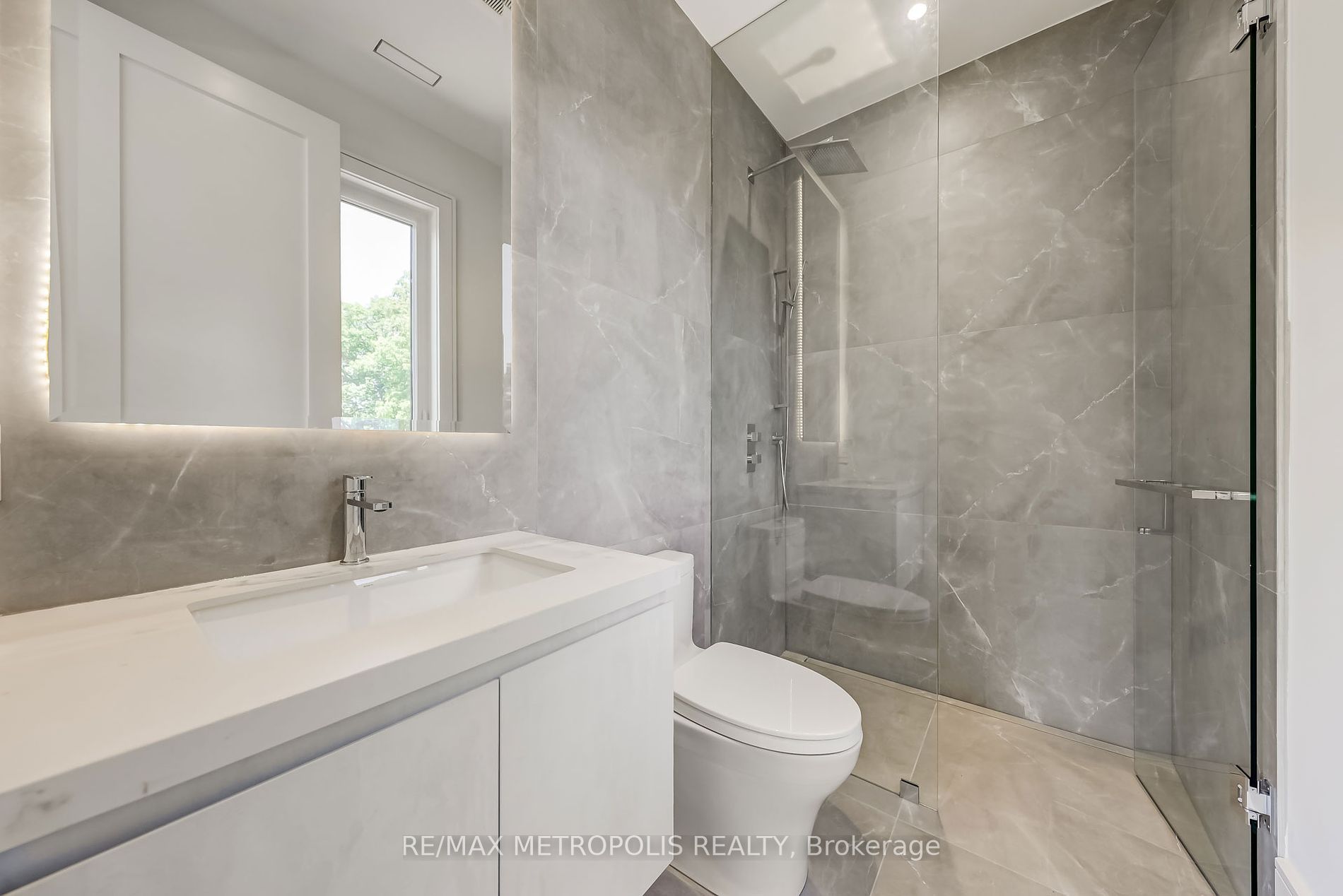 12 Bearwood Dr
