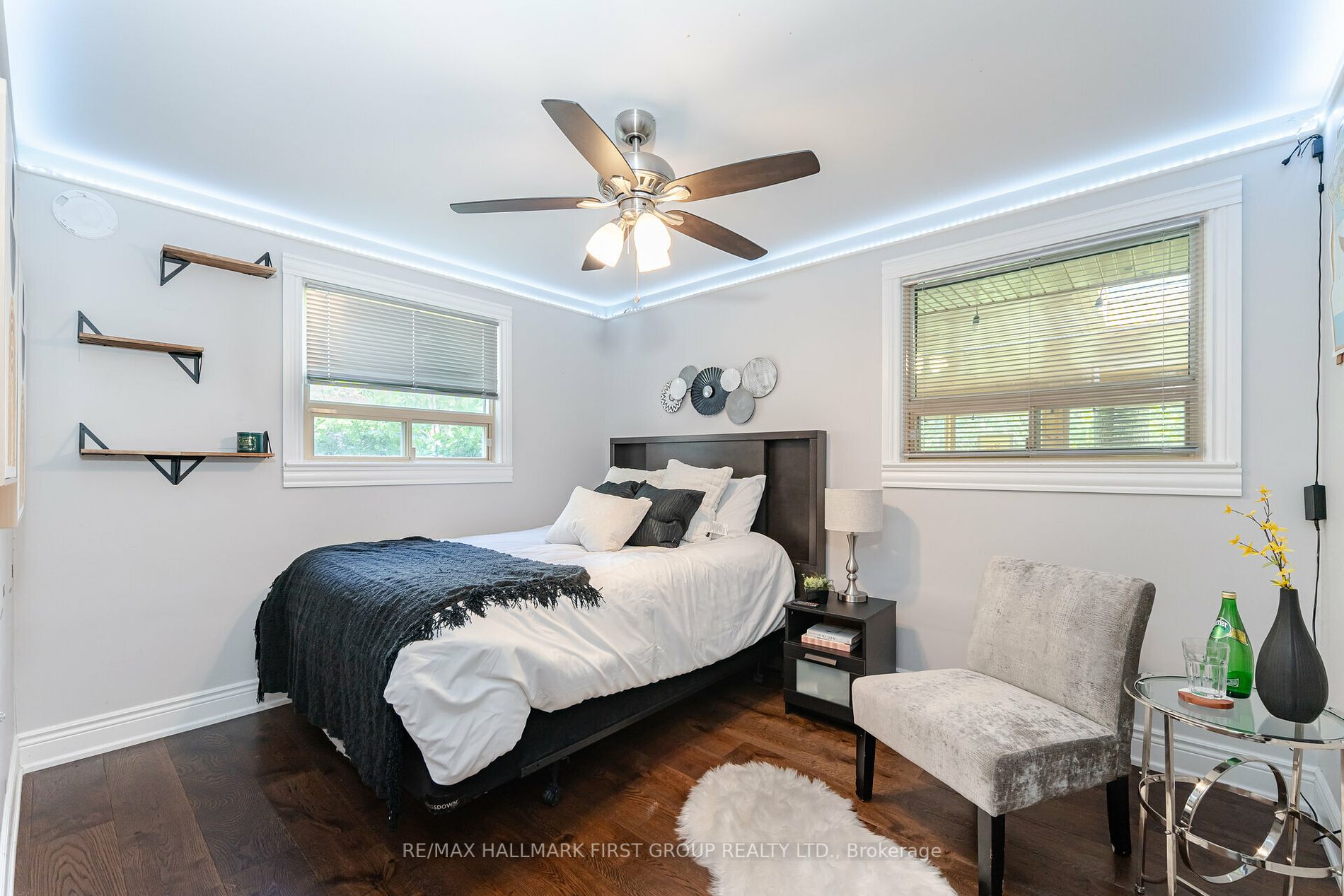 362 King St