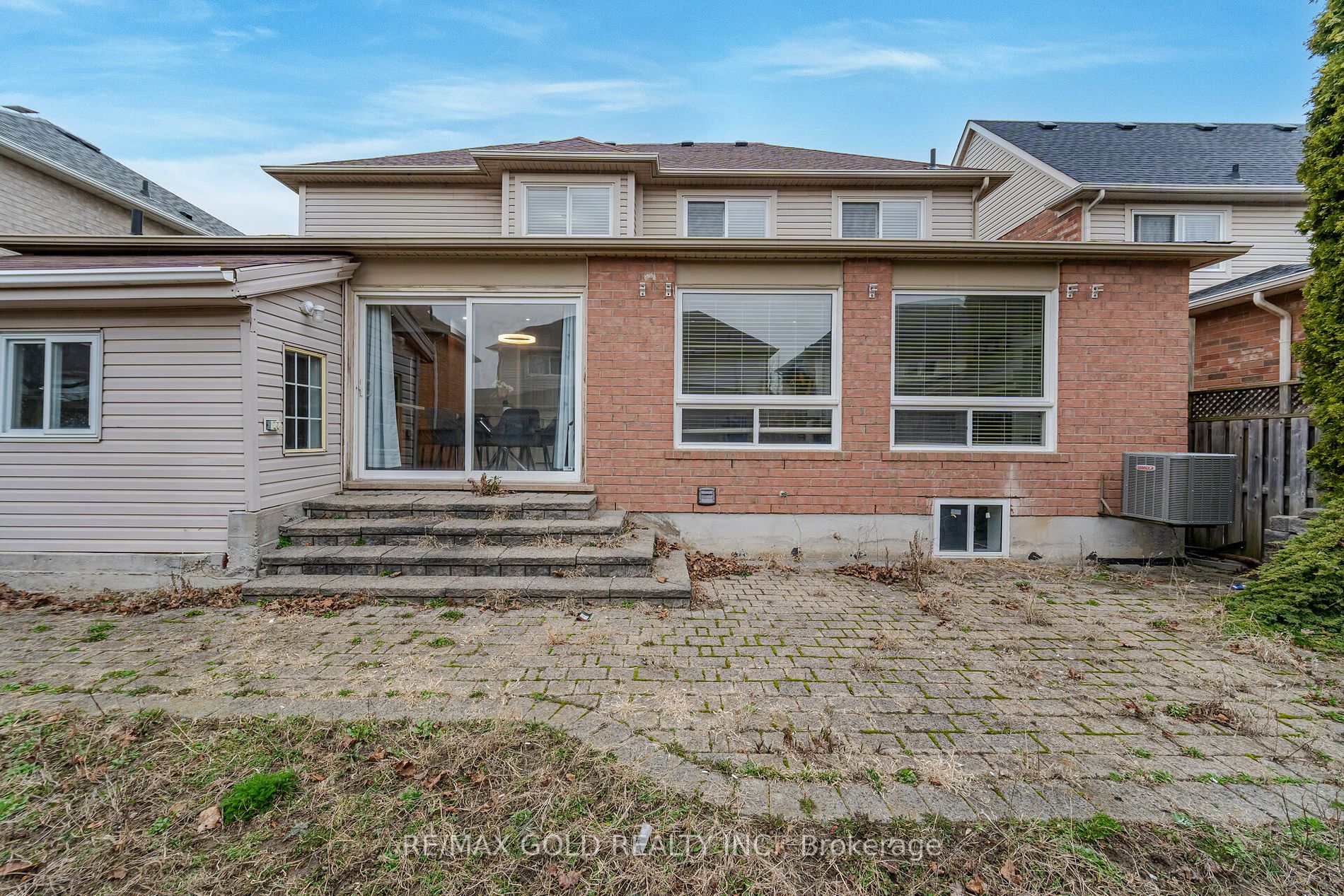 6 Mistybrook Crescent
