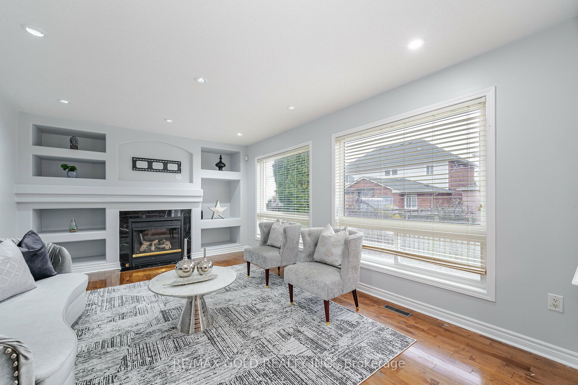 6 Mistybrook Crescent